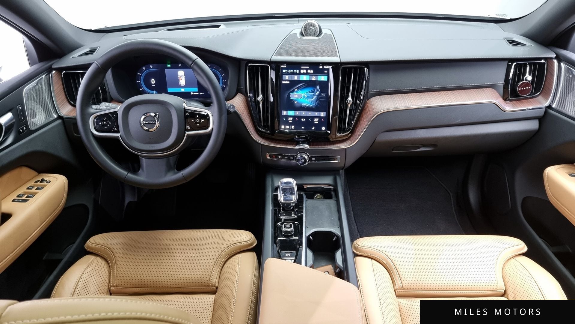 Volvo XC60 2025 — миниатюра 7