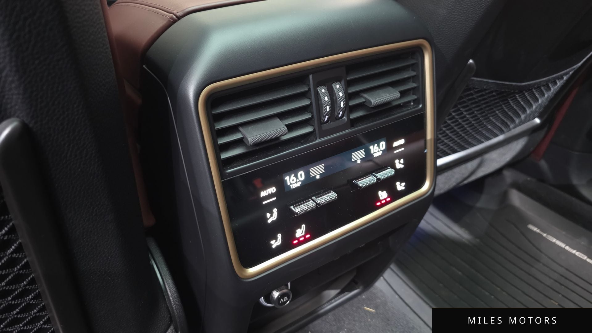 Porsche 카이엔 (PO536) 2025 — миниатюра 15