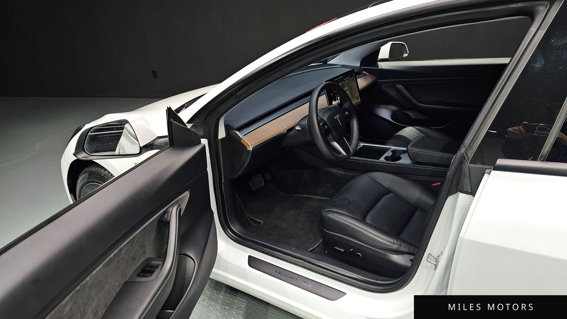 Tesla Model 3 2021 — миниатюра 11