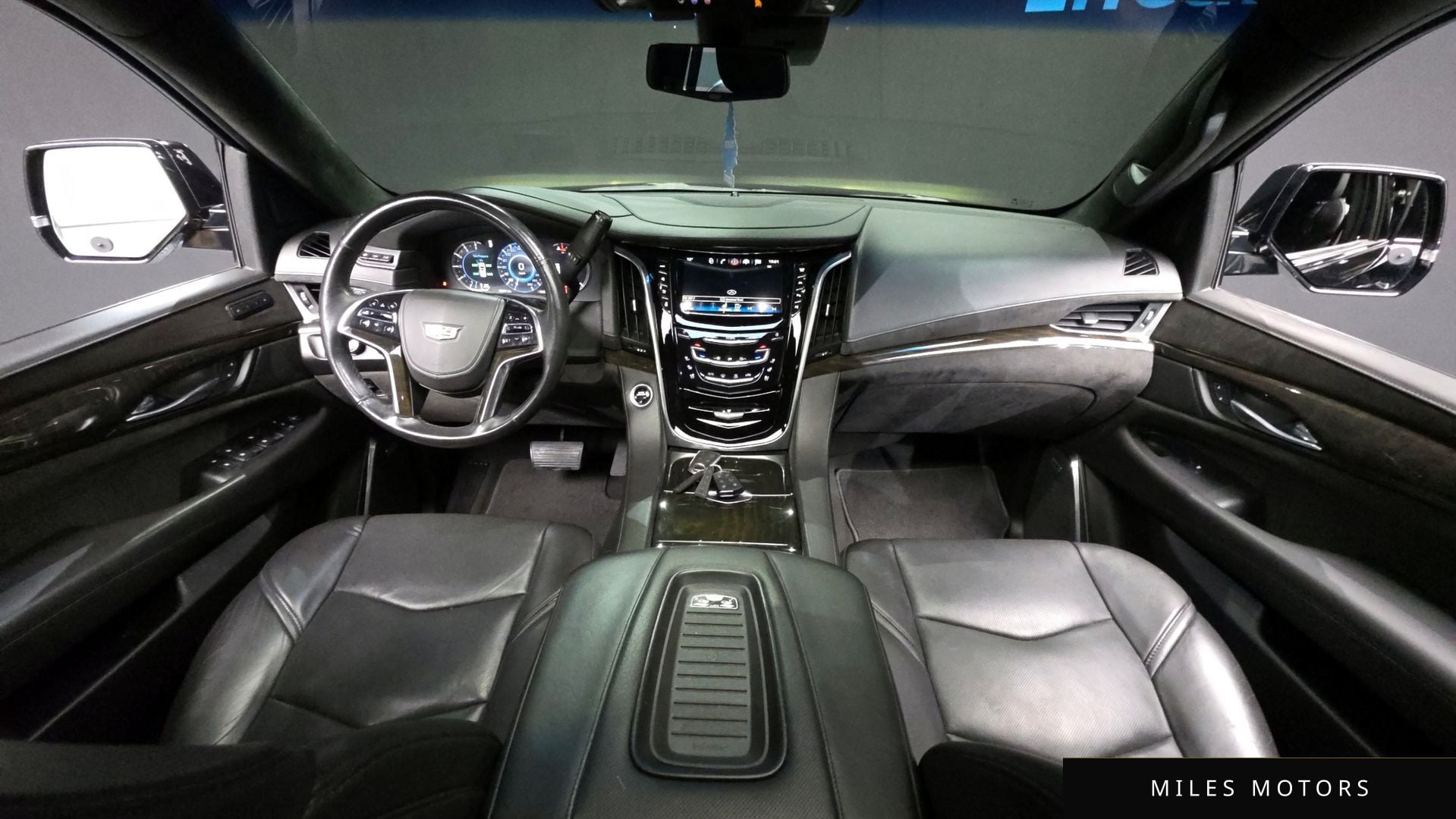 Cadillac Escalade 2019 — миниатюра 7