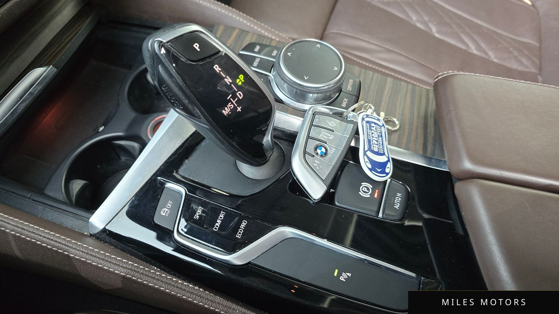 BMW 5 Series (G30) 2018 — миниатюра 9