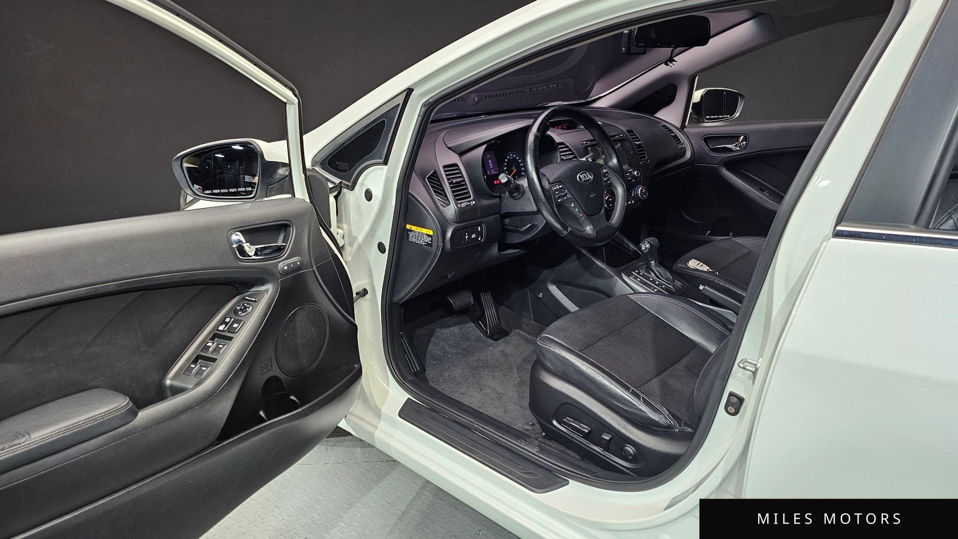 Kia K3 2015 — миниатюра 11