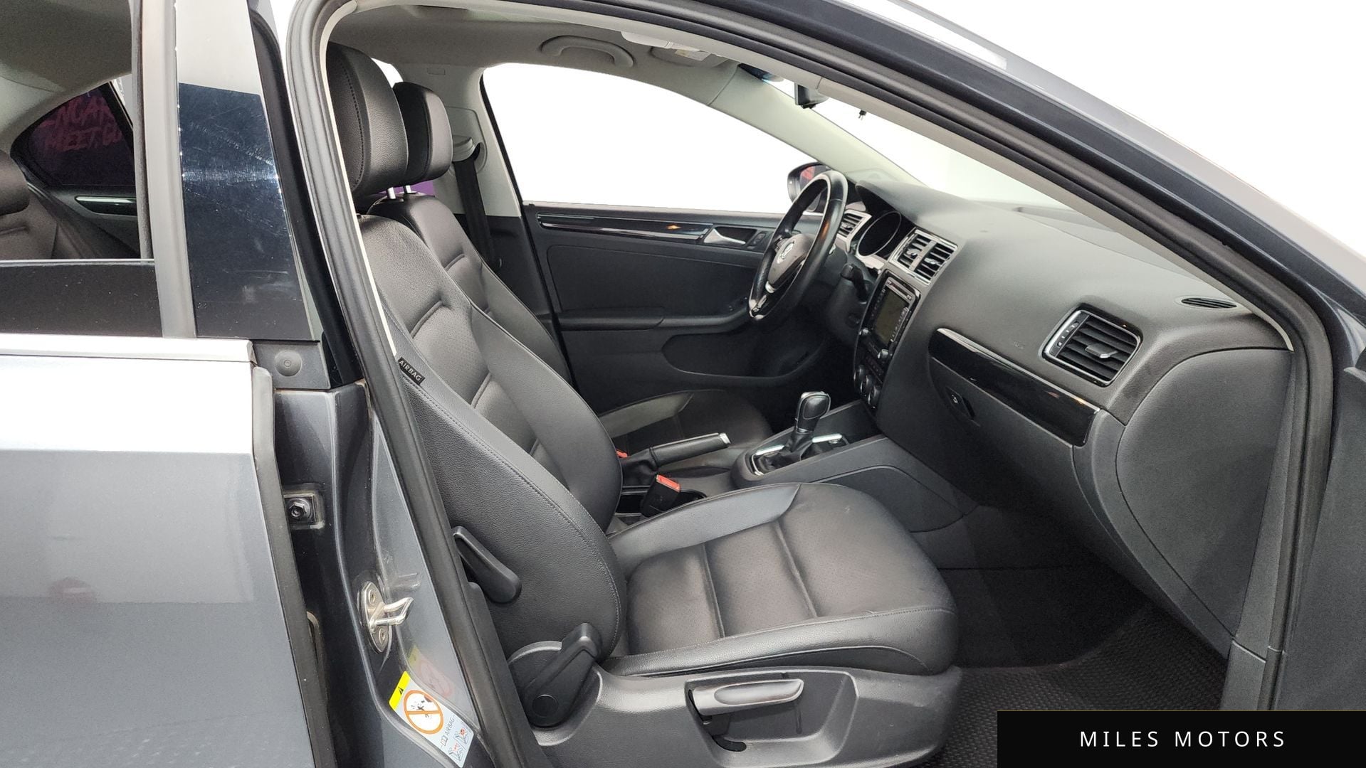 Volkswagen Jetta 2015 — миниатюра 11