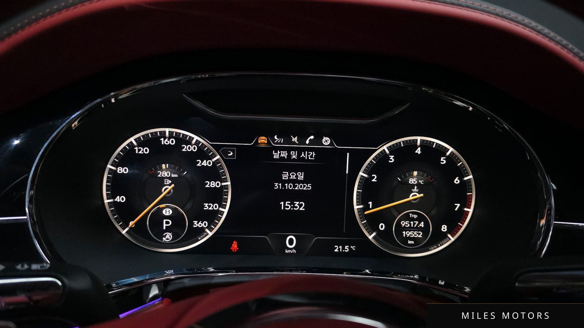 Bentley Continental GT 2023 — миниатюра 8