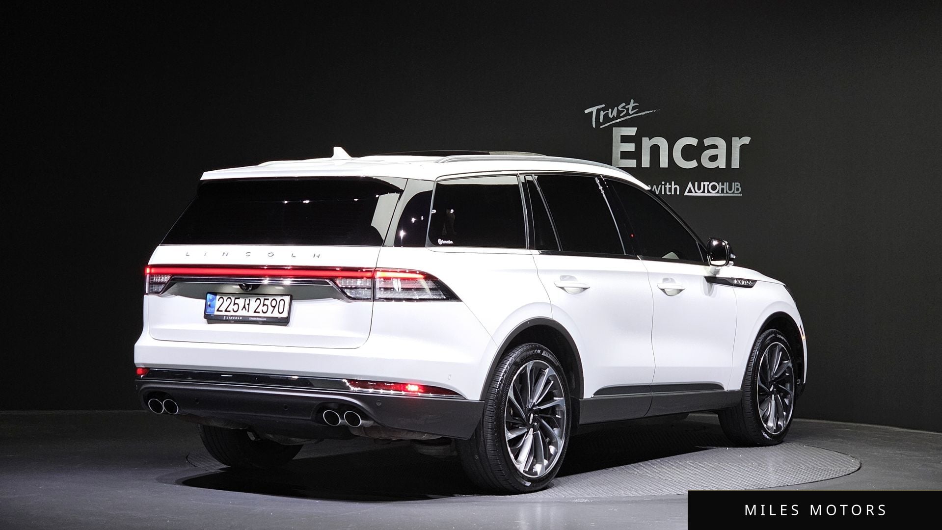 Lincoln 에비에이터 2021 — миниатюра 2