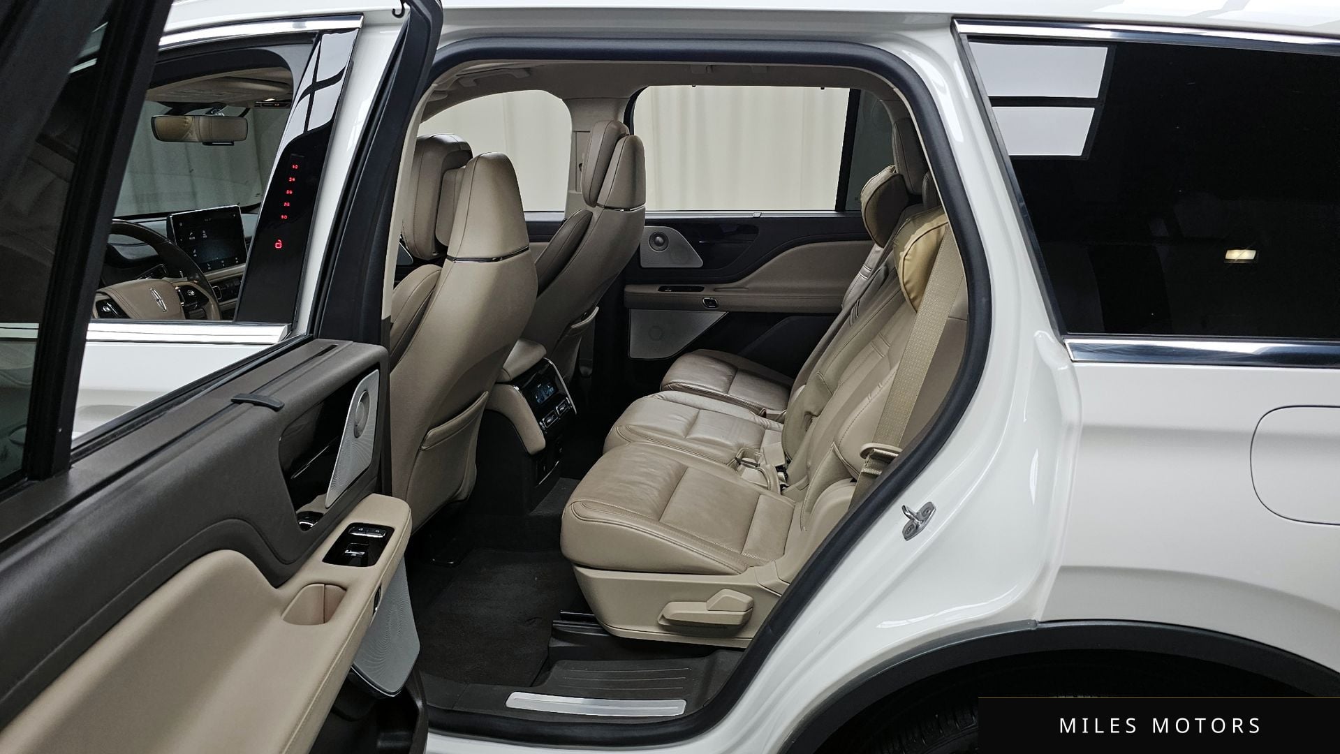 Lincoln 에비에이터 2021 — миниатюра 11