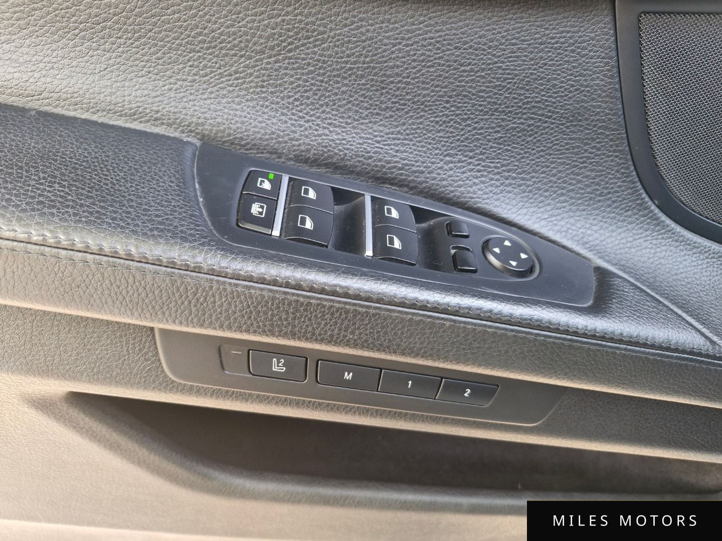 BMW 7 Series (F01) 2013 — миниатюра 7