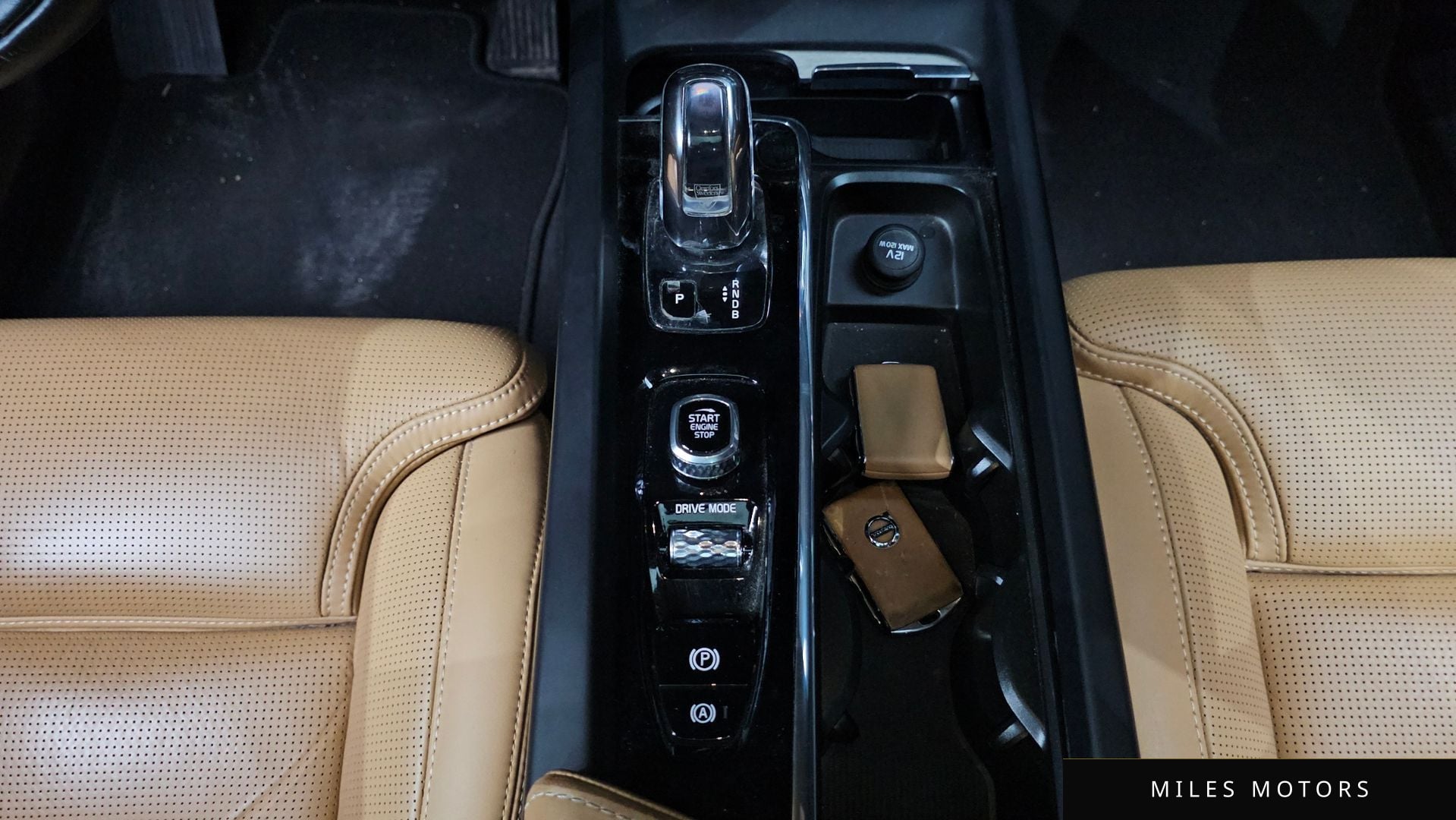 Volvo XC60 2019 — миниатюра 9