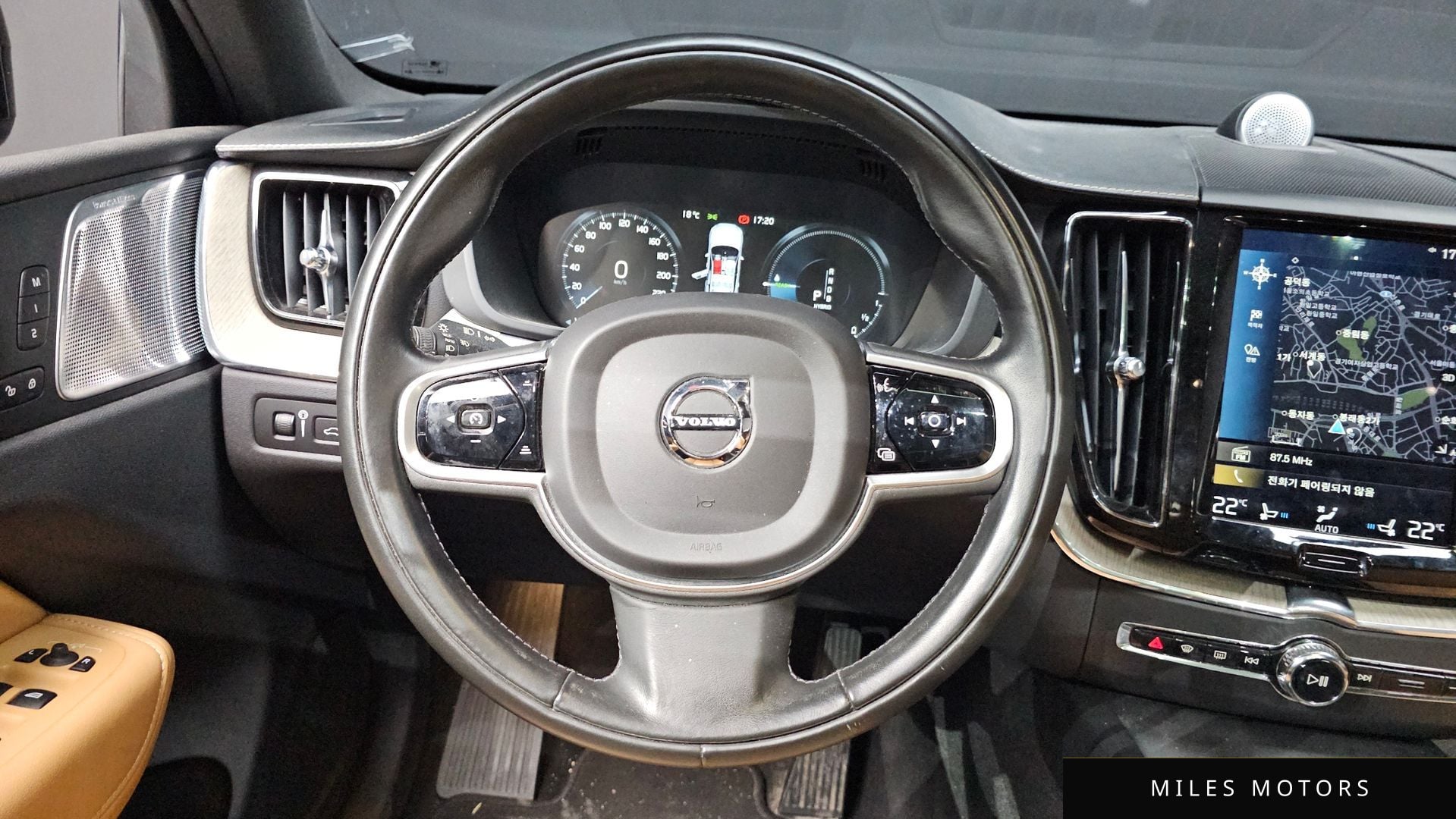 Volvo XC60 2019 — миниатюра 13