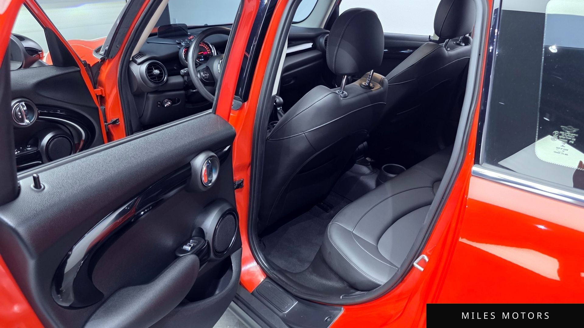 MINI Cooper 2019 — миниатюра 11