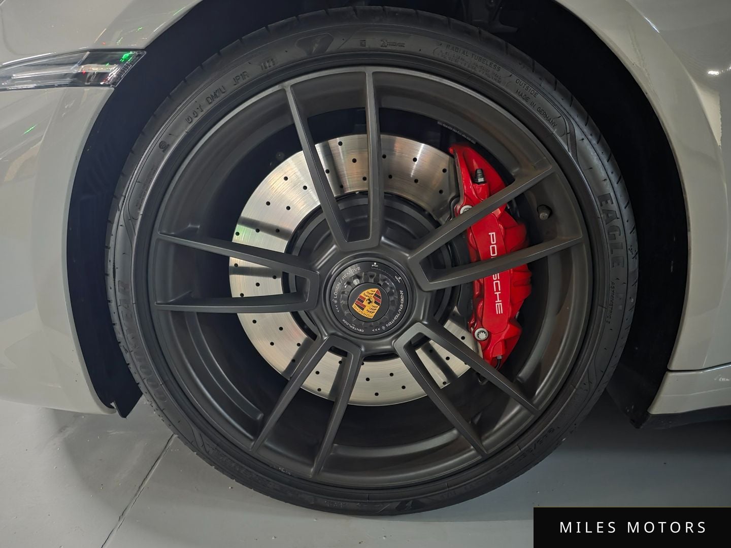 Porsche 911 (992) 2023 — миниатюра 5