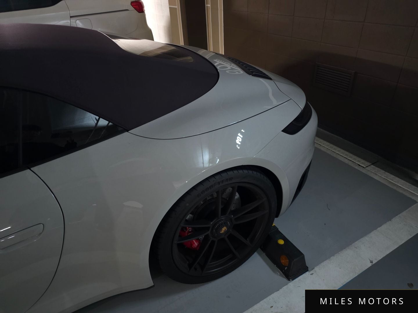 Porsche 911 (992) 2023 — миниатюра 7