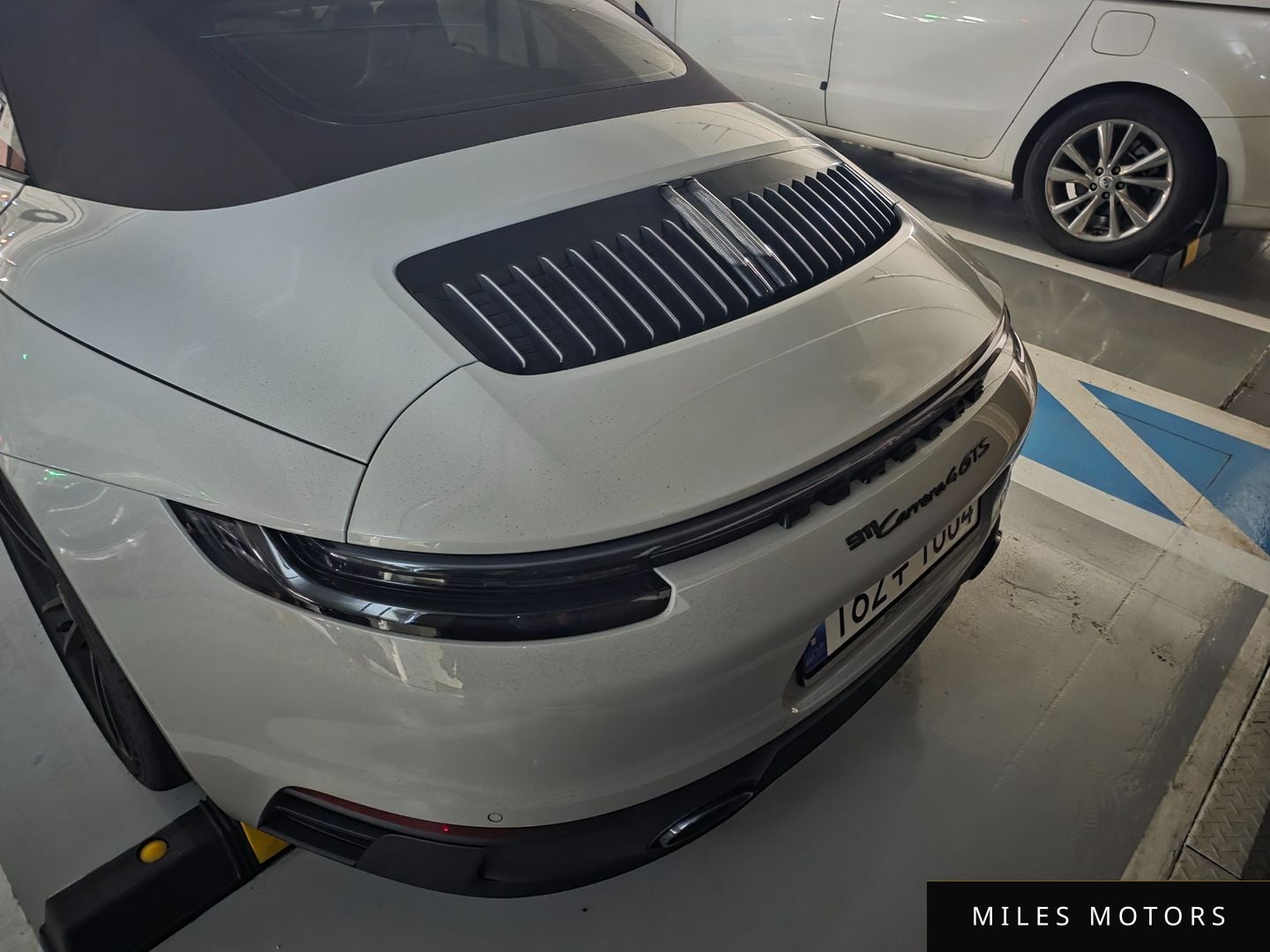Porsche 911 (992) 2023 — миниатюра 9