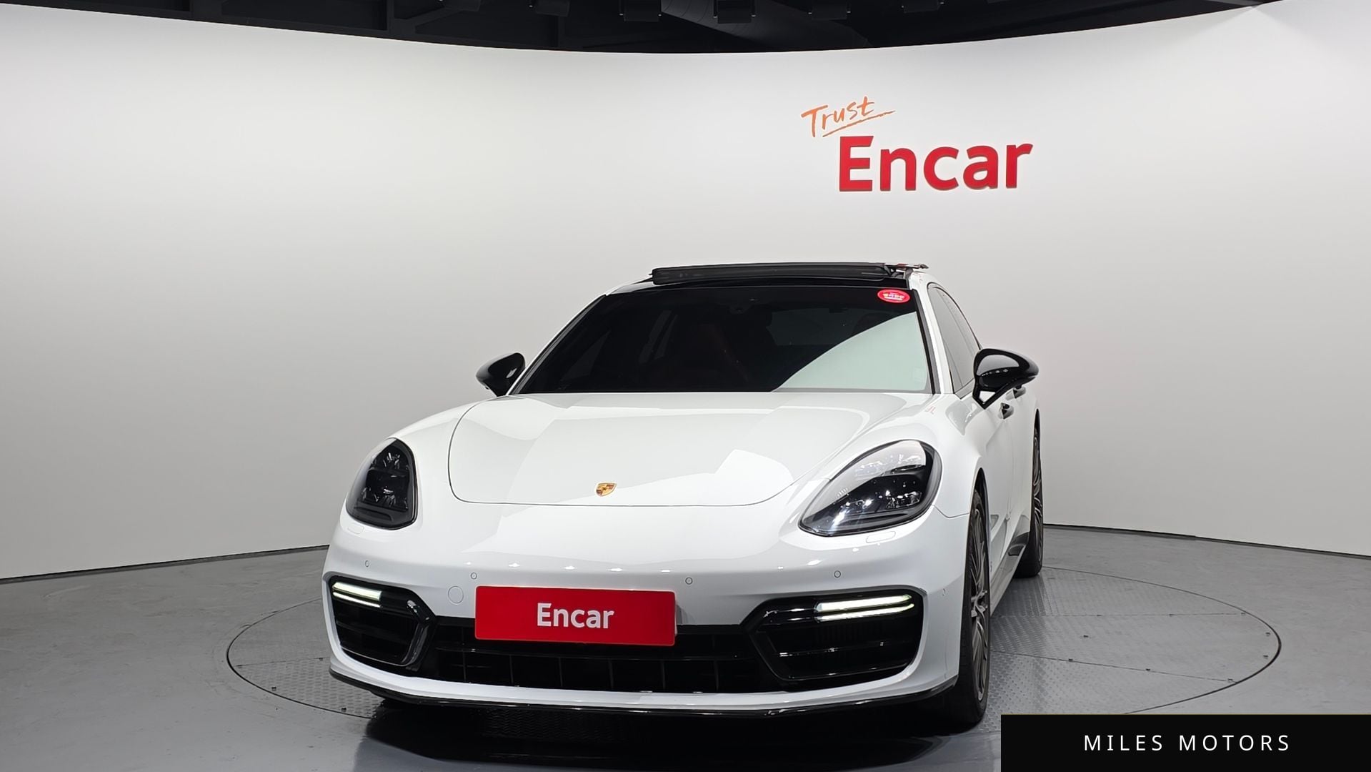 Porsche Panamera 2019 — миниатюра 3