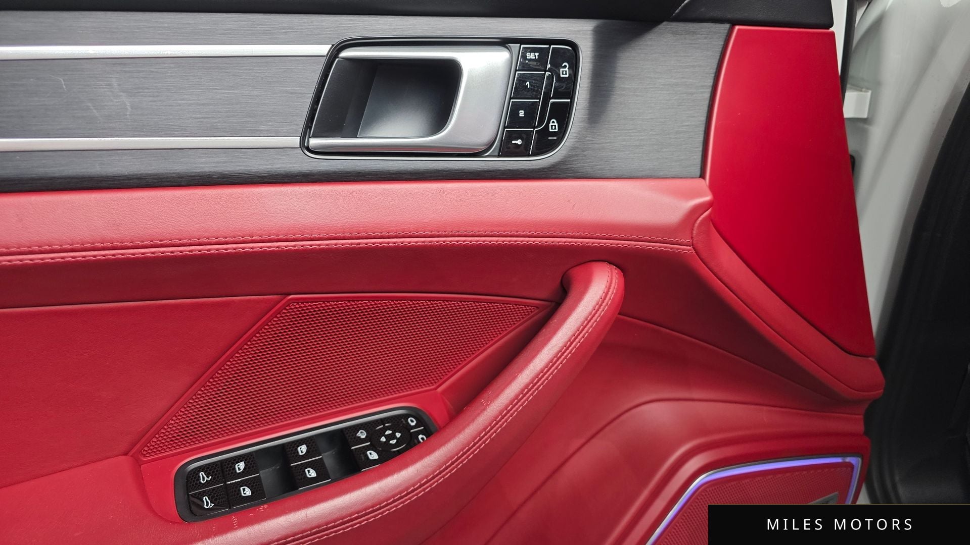 Porsche Panamera 2019 — миниатюра 12