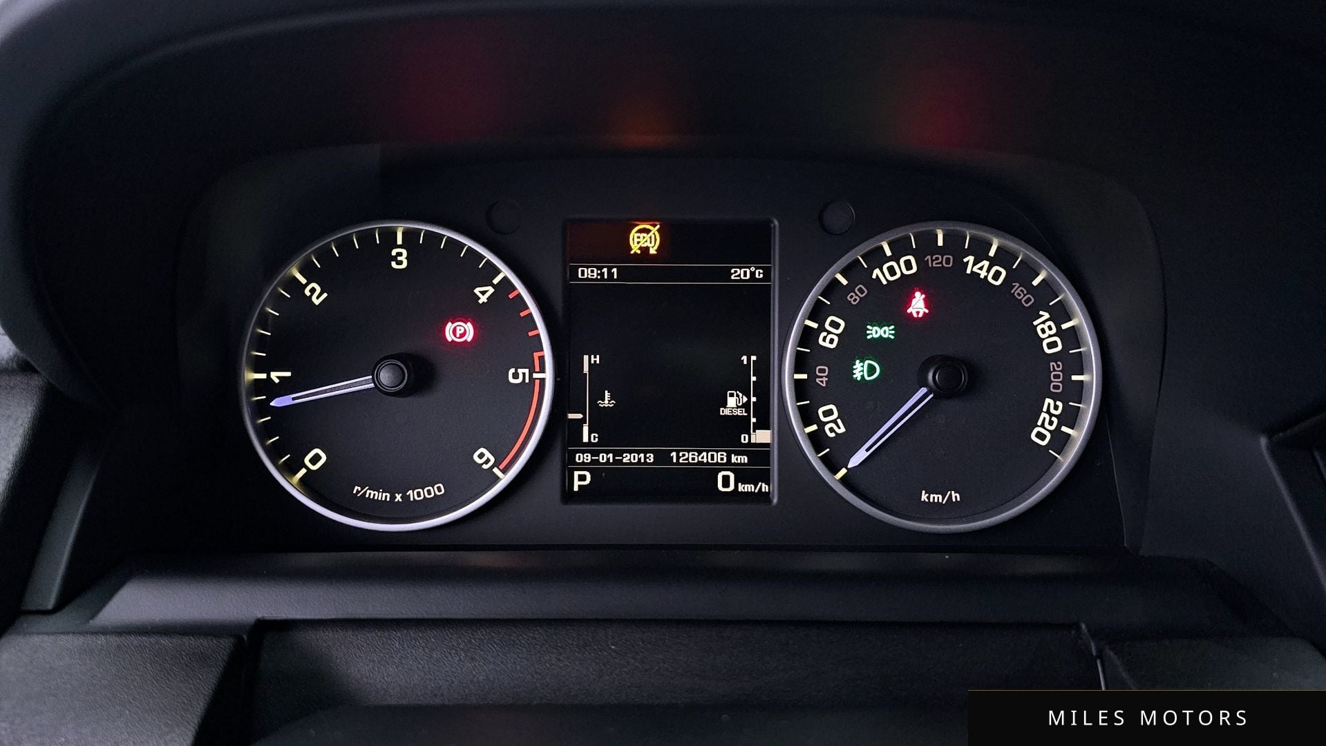 Land Rover Discovery 2016 — миниатюра 8