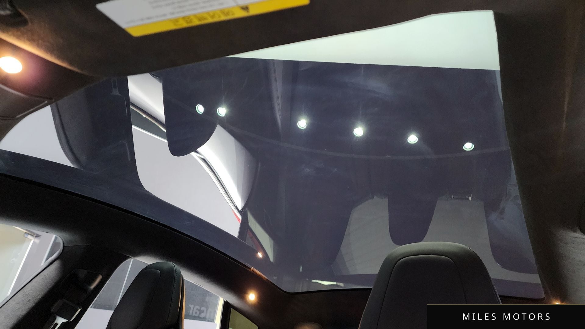 Tesla Model S 2019 — миниатюра 18