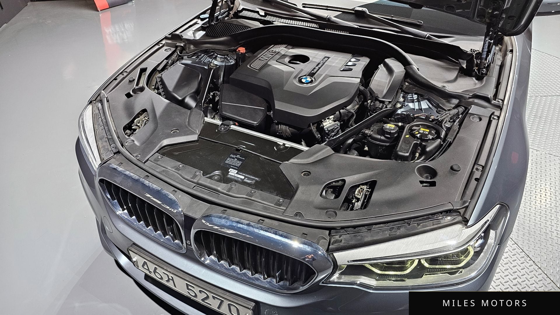 BMW 5 Series (G30) 2017 — миниатюра 6