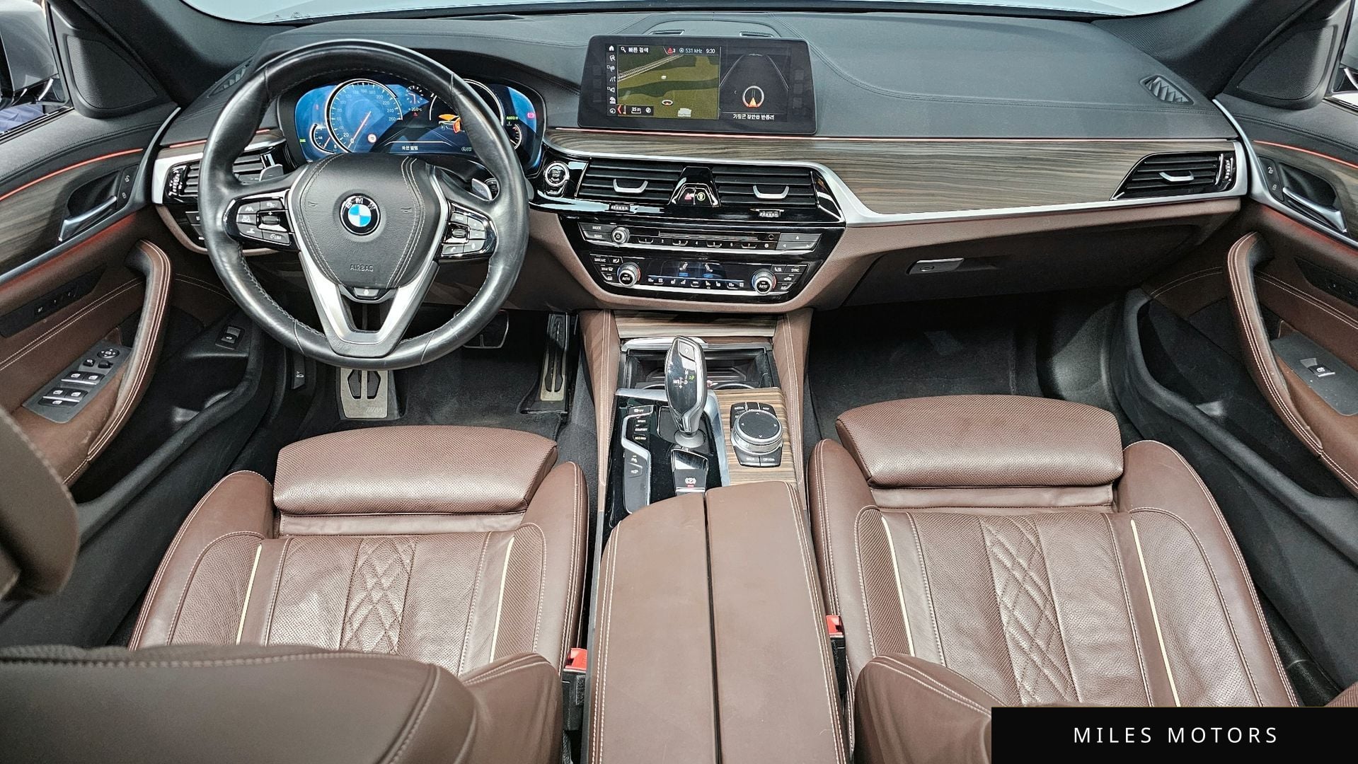 BMW 5 Series (G30) 2017 — миниатюра 7