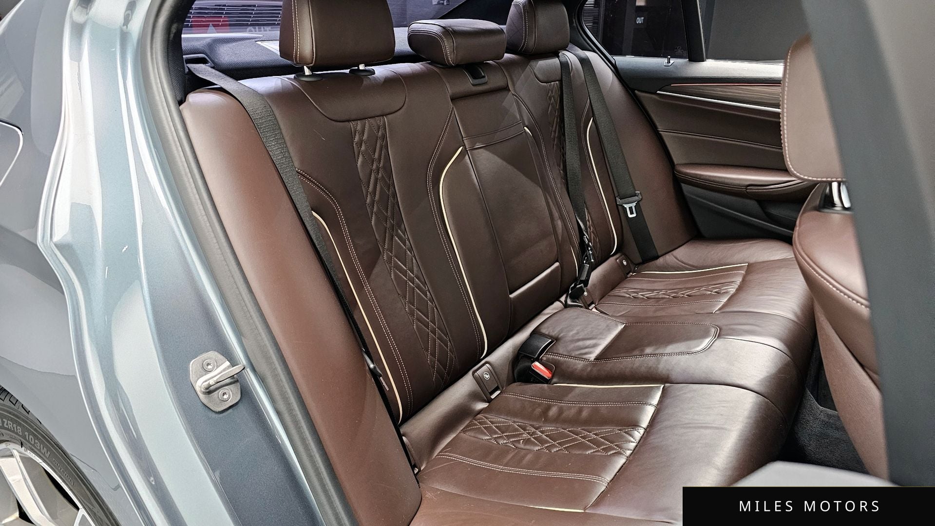 BMW 5 Series (G30) 2017 — миниатюра 12