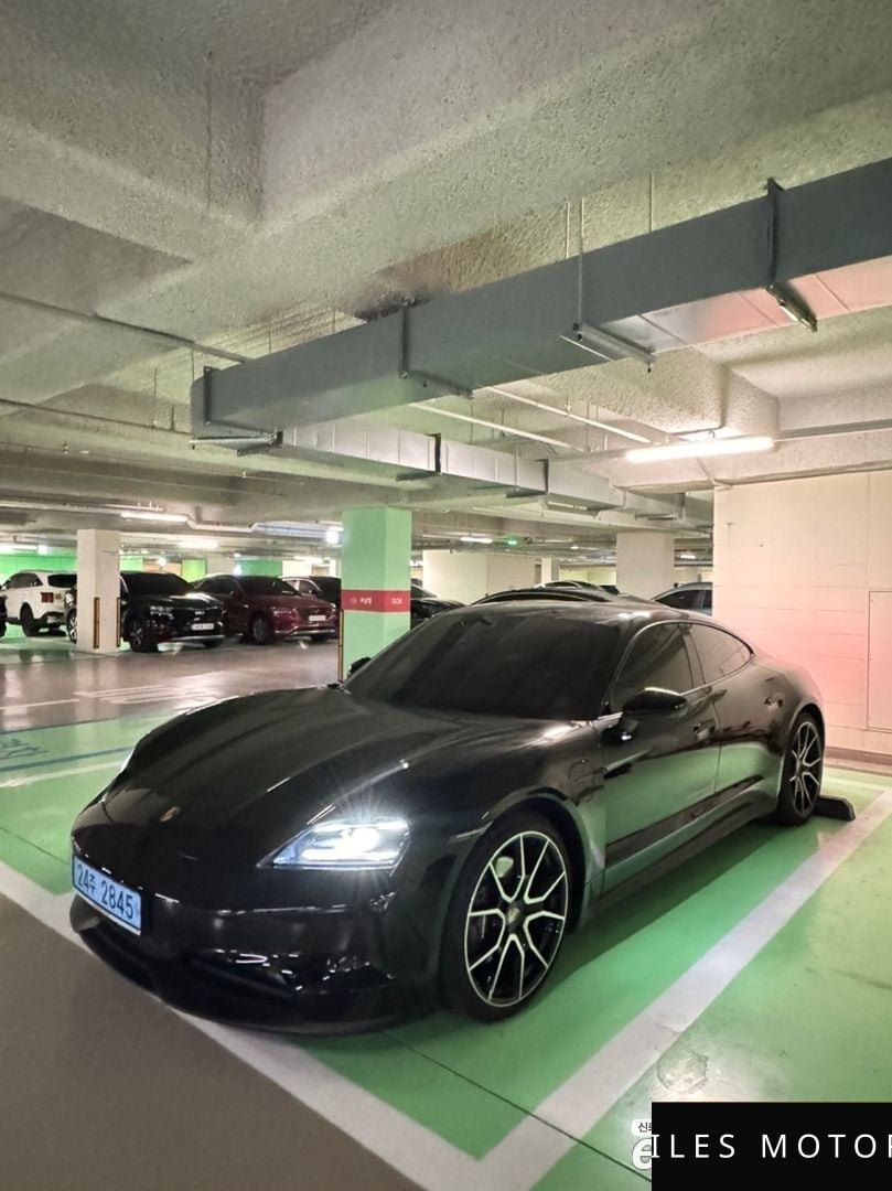 Porsche Taycan 2025 — миниатюра 3