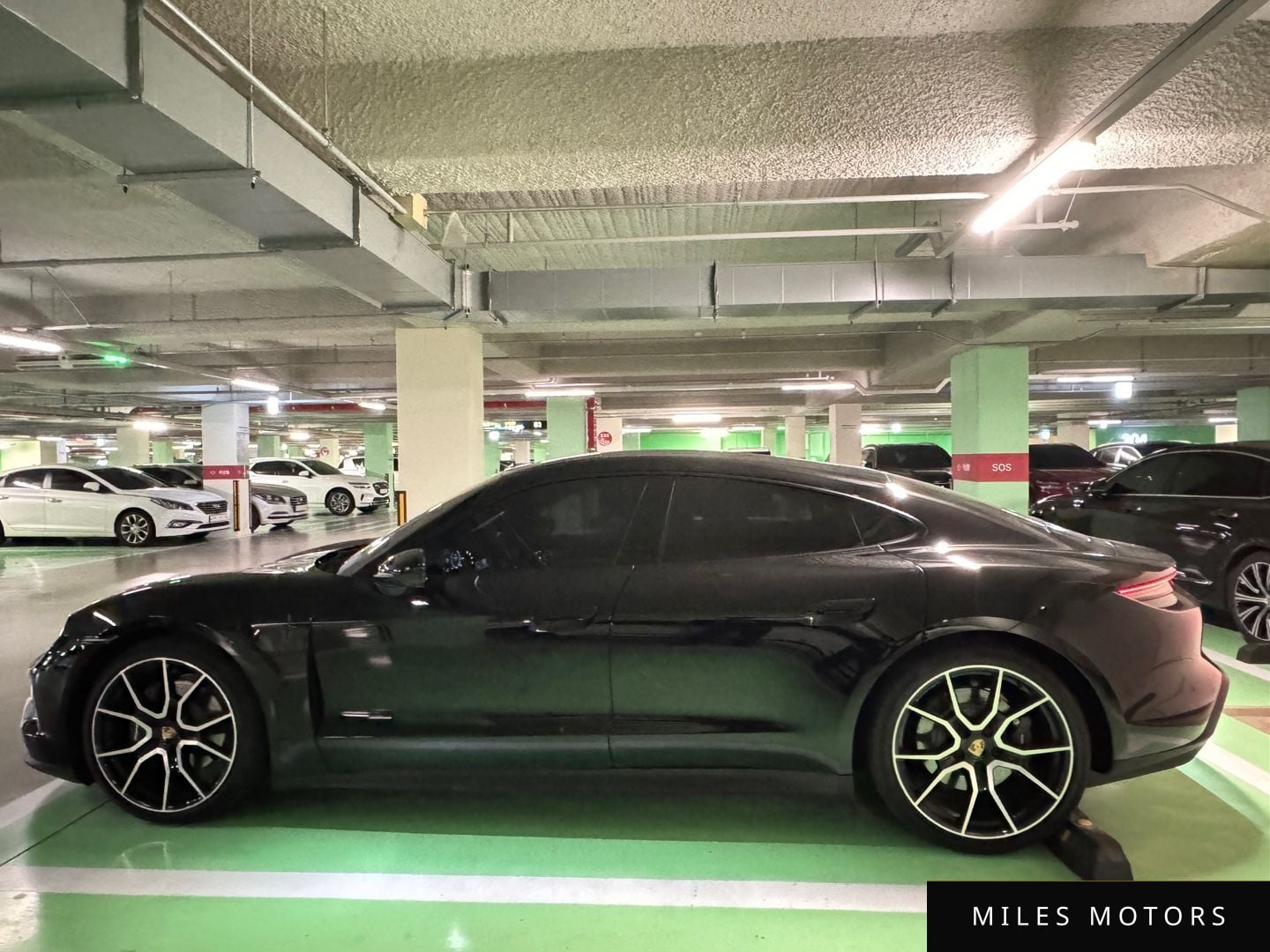 Porsche Taycan 2025 — миниатюра 7