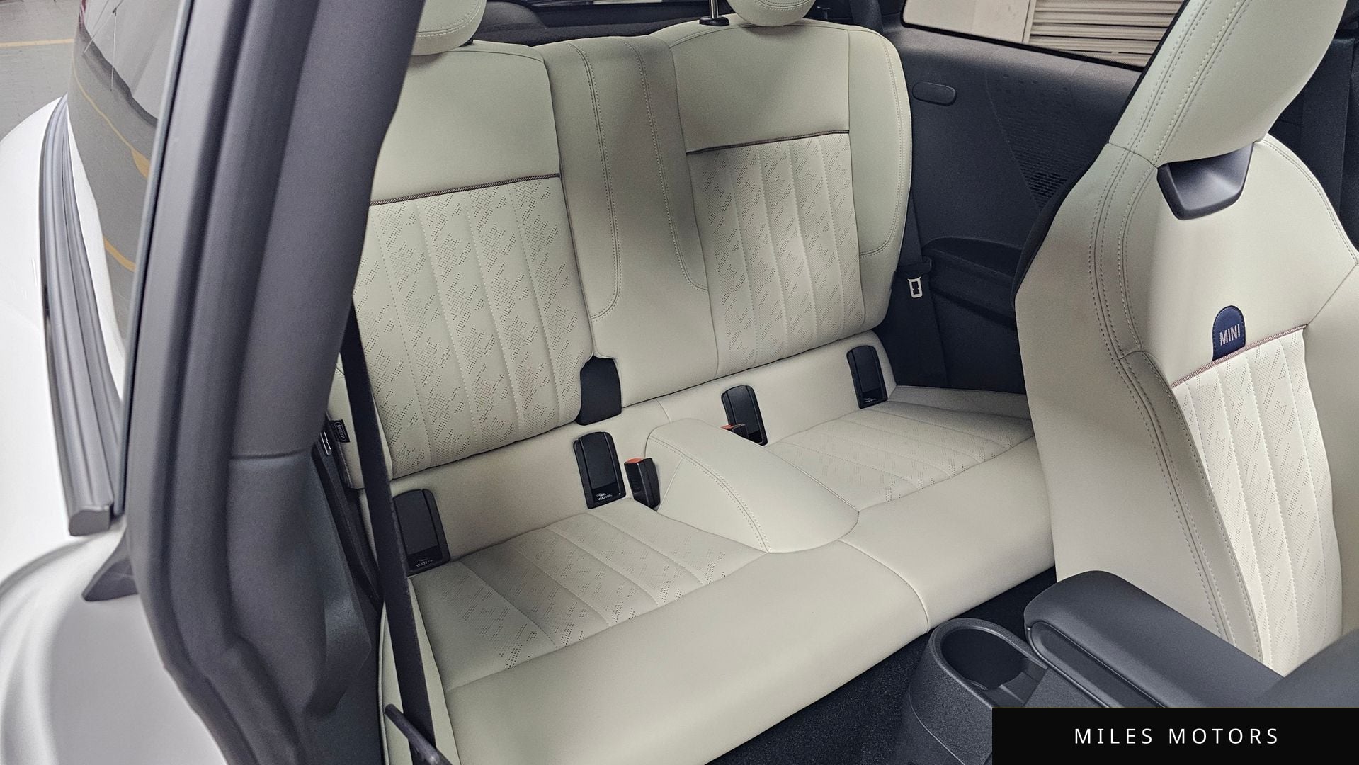 MINI Cooper S 2025 — миниатюра 12
