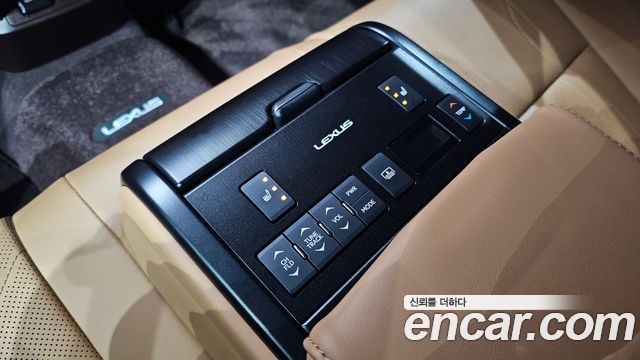 Лексус ES300h 2019 — миниатюра 19