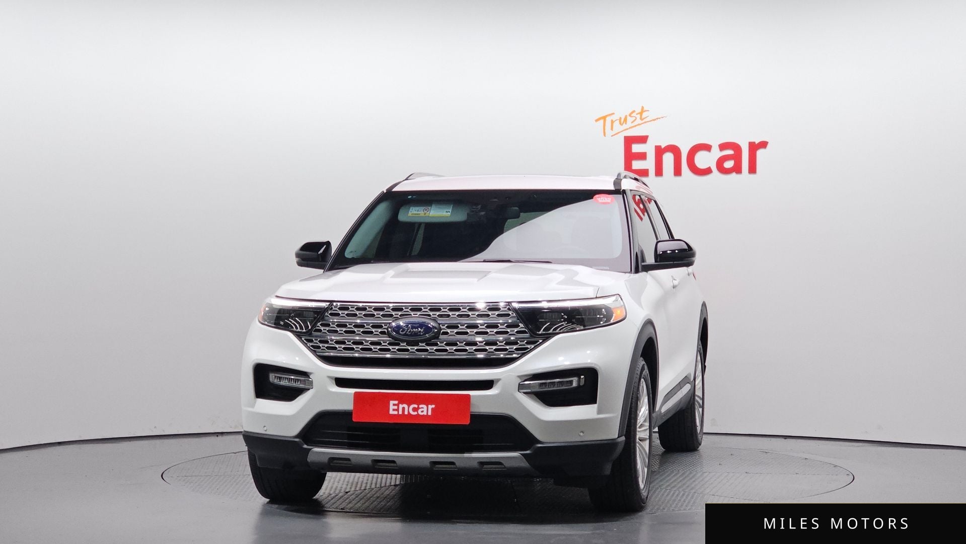 Ford Explorer 2023 — миниатюра 3