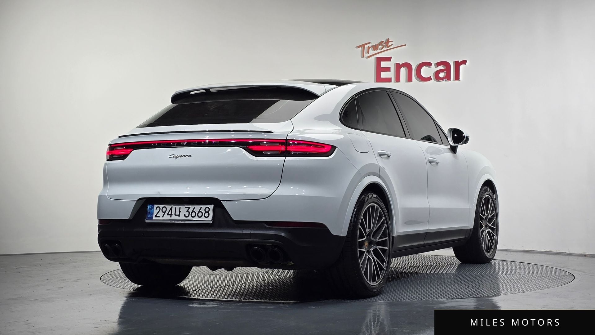 Porsche Cayenne 2021 — миниатюра 2