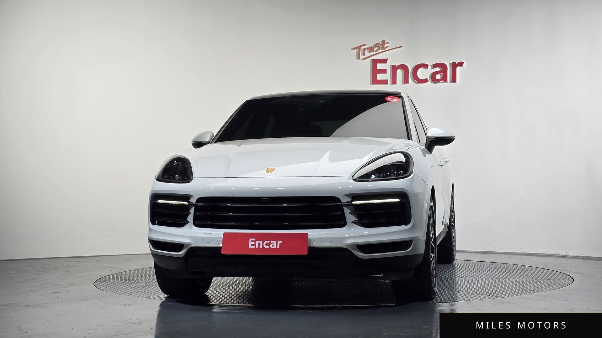 Porsche Cayenne 2021 — миниатюра 3