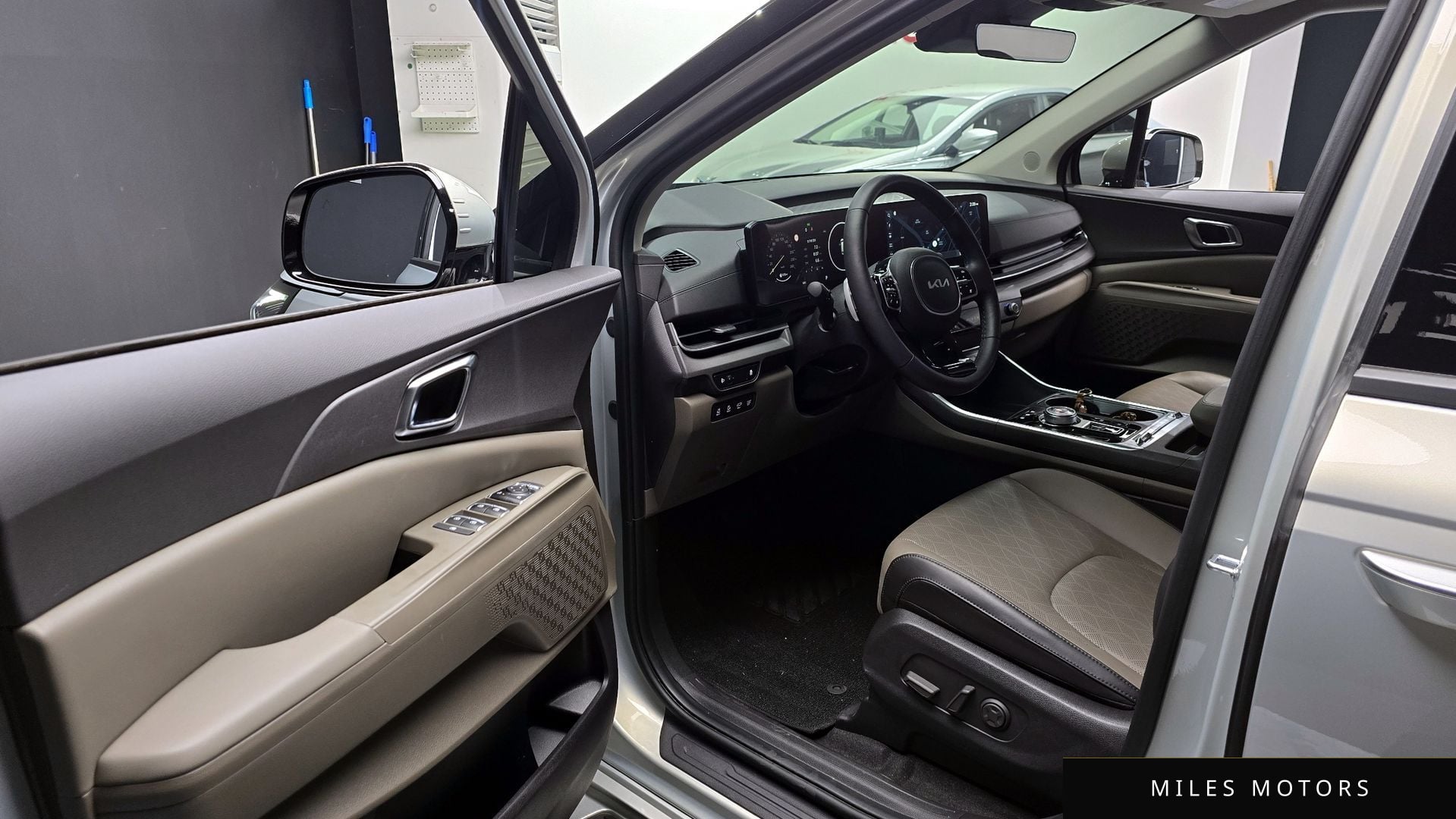 Kia Canival 2024 — миниатюра 10