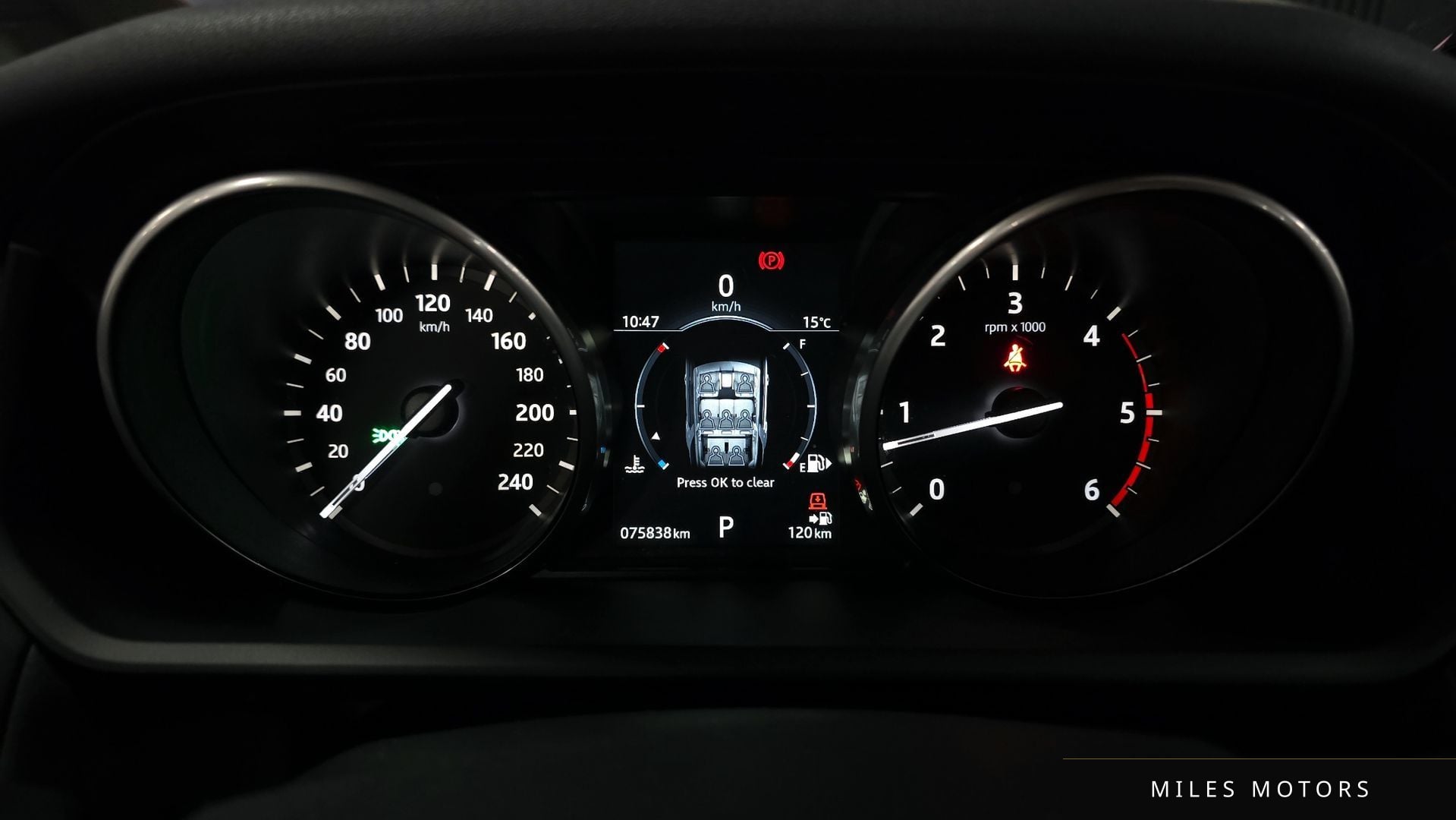 Land Rover Discovery 2017 — миниатюра 8