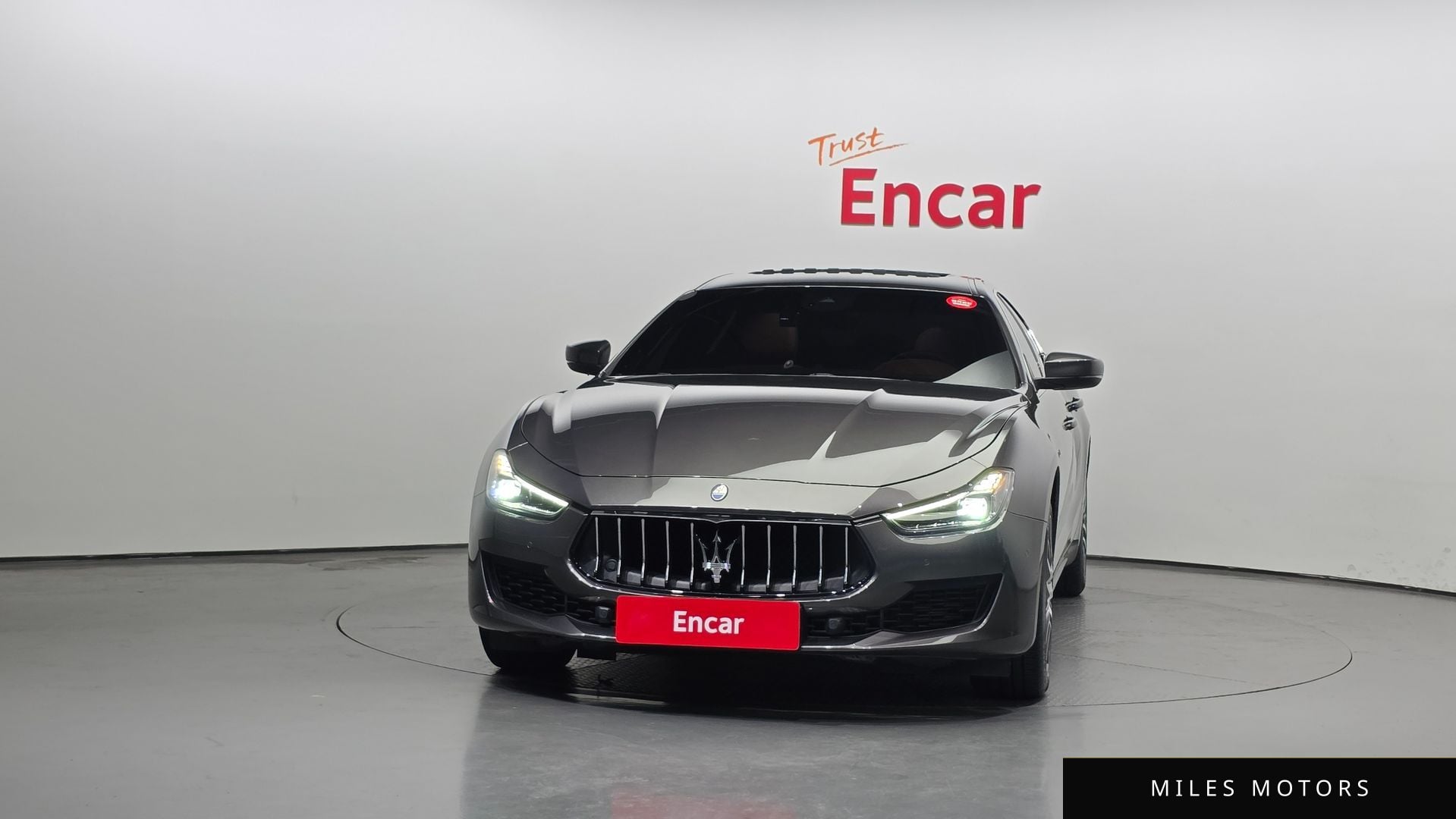 Maserati 기블리 2021 — миниатюра 3