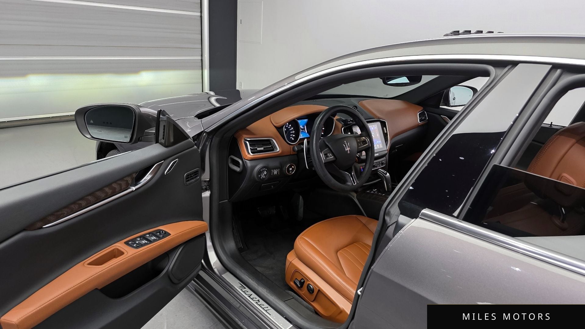 Maserati 기블리 2021 — миниатюра 10