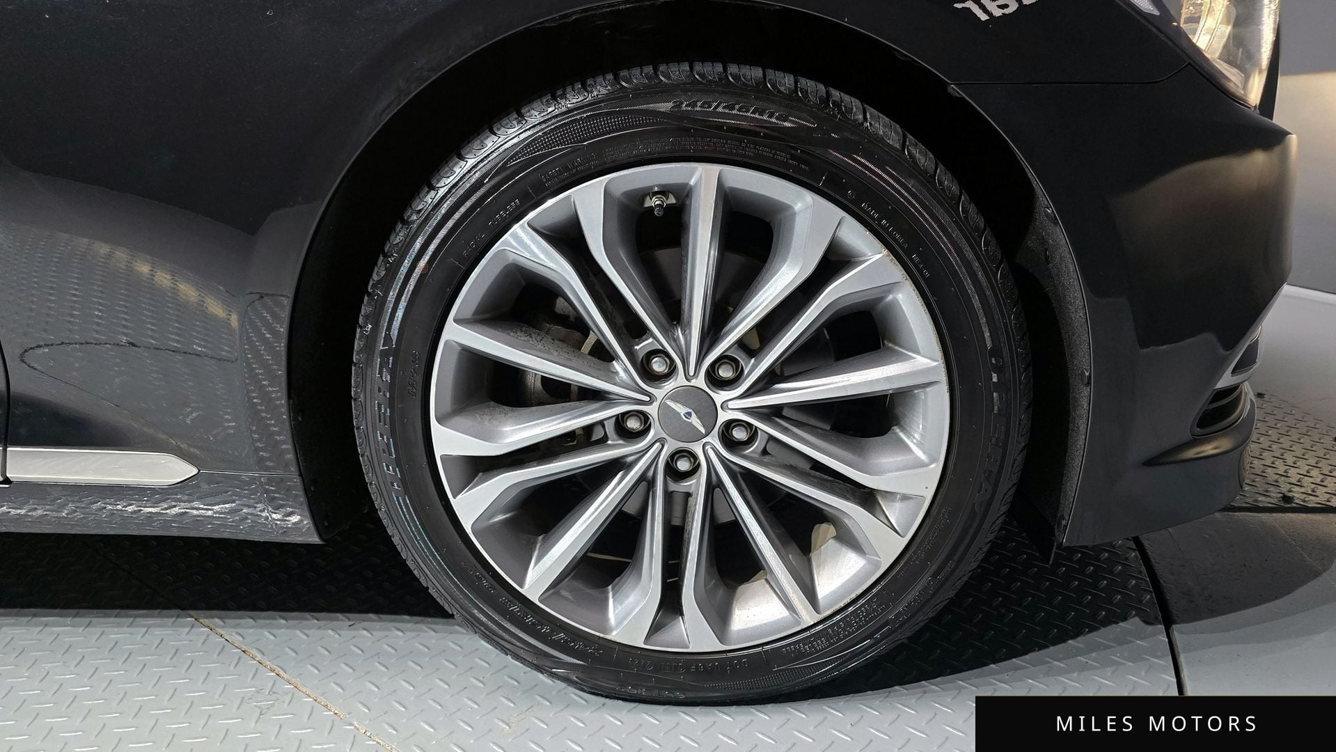 Hyundai Genesis 2016 — миниатюра 5
