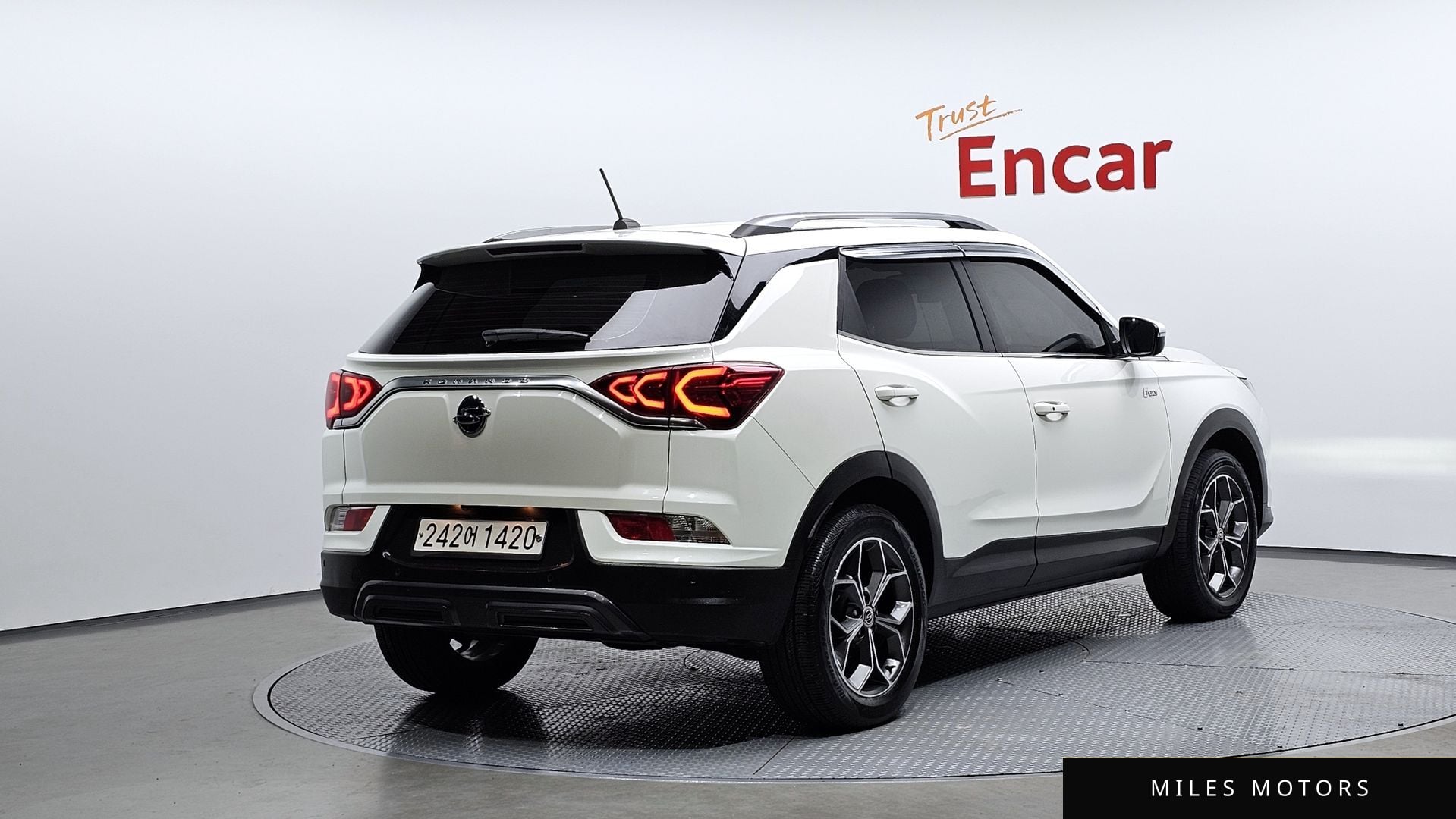 KG Mobility Beautiful Korando 2021 — миниатюра 2