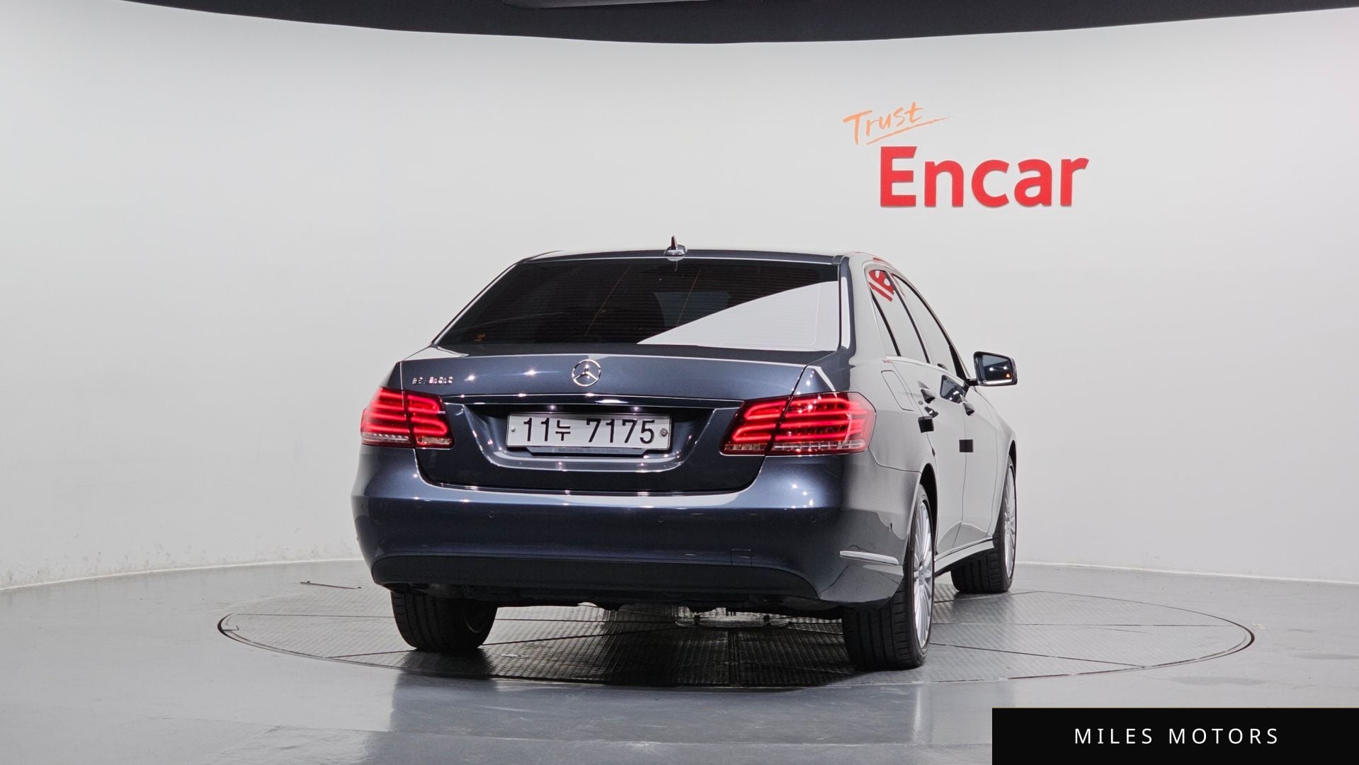 Mercedes-Benz E-Class W212 2016 — миниатюра 4