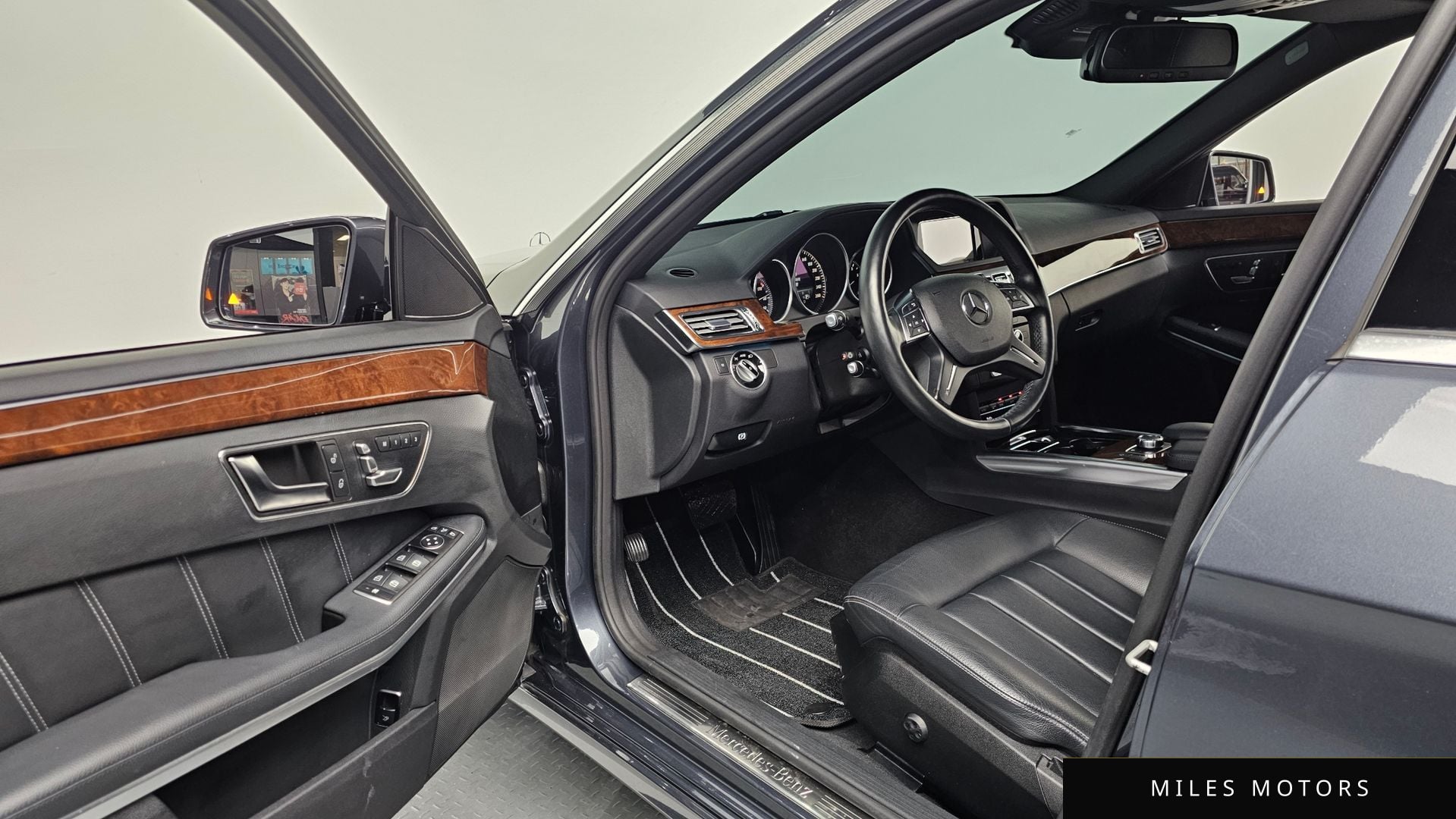 Mercedes-Benz E-Class W212 2016 — миниатюра 10