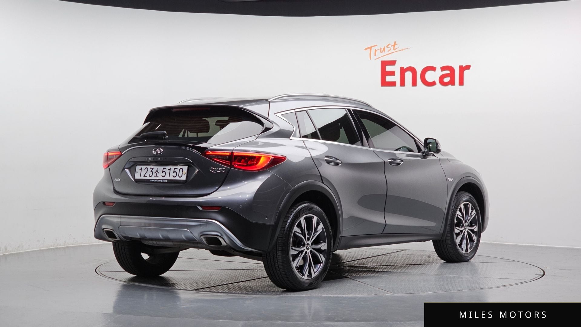 Infiniti QX30 2019 — миниатюра 2