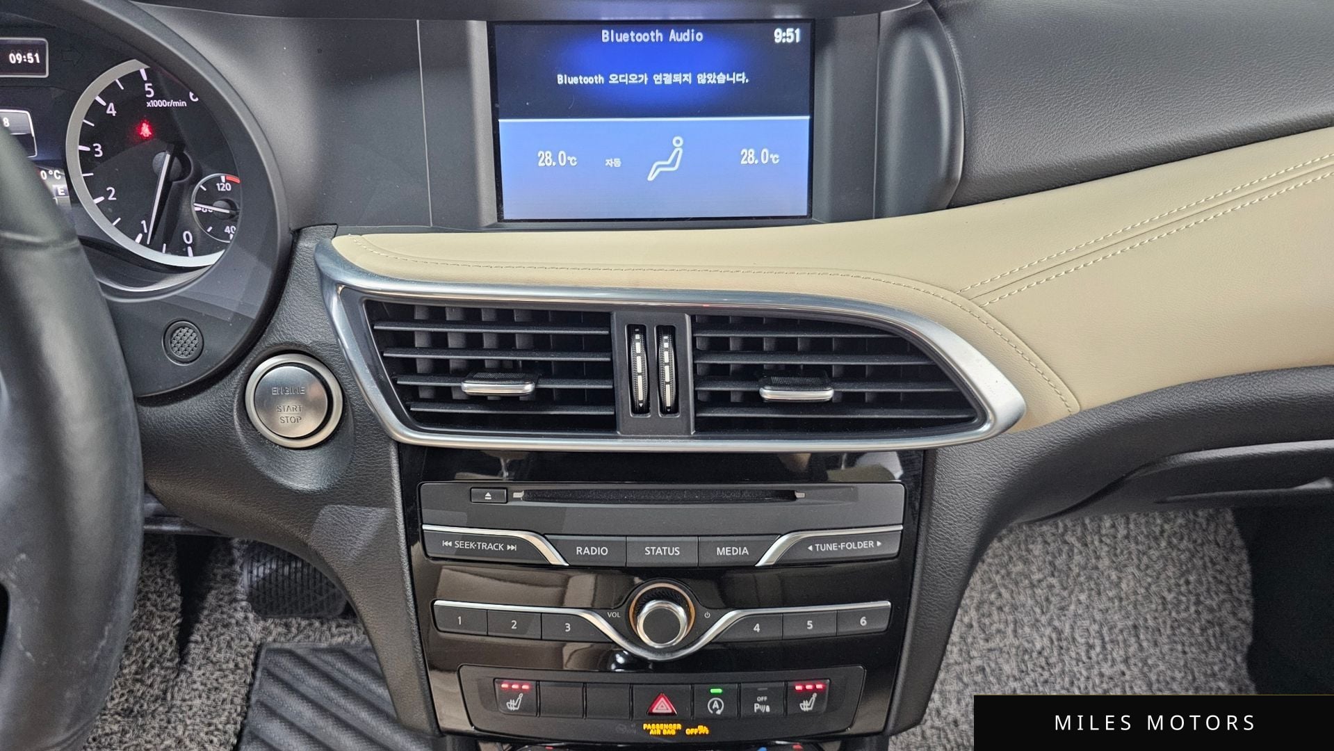 Infiniti QX30 2019 — миниатюра 15