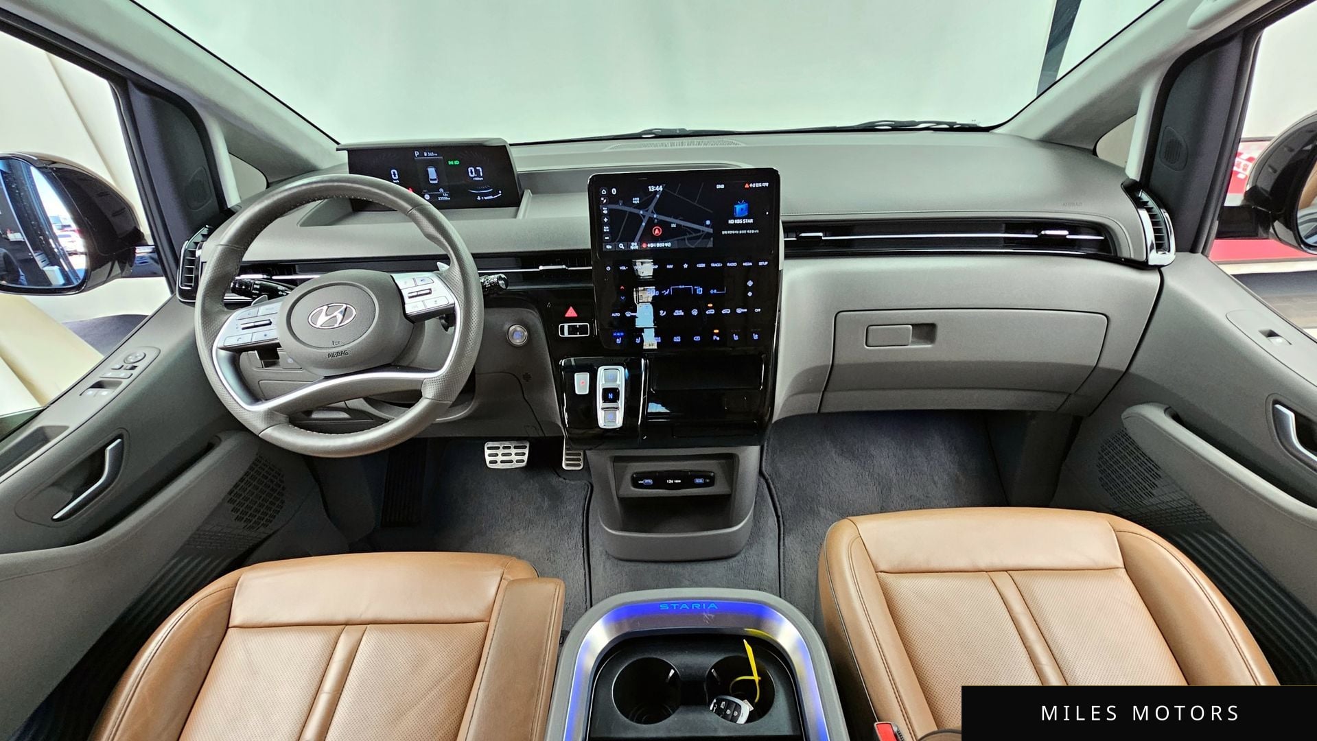 Hyundai Staria 2024 — миниатюра 7
