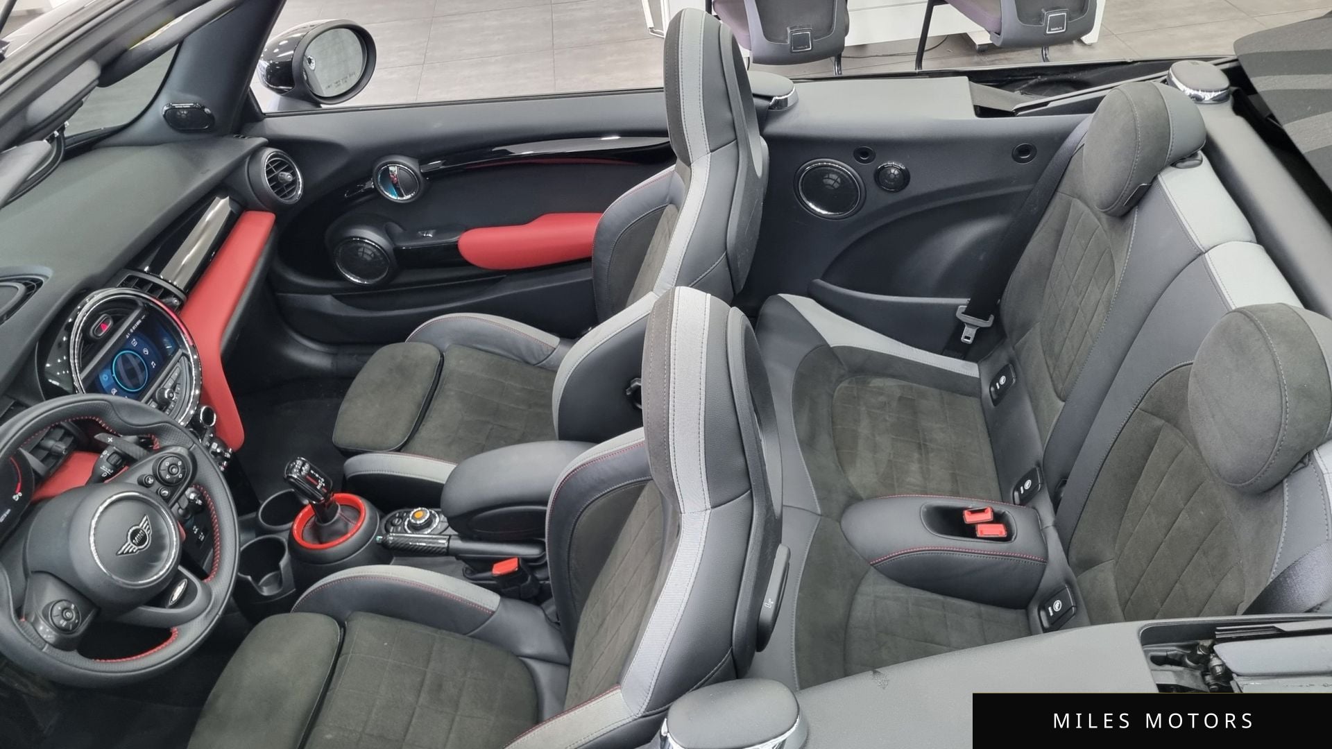 MINI 쿠퍼 S 컨버터블 2021 — миниатюра 18