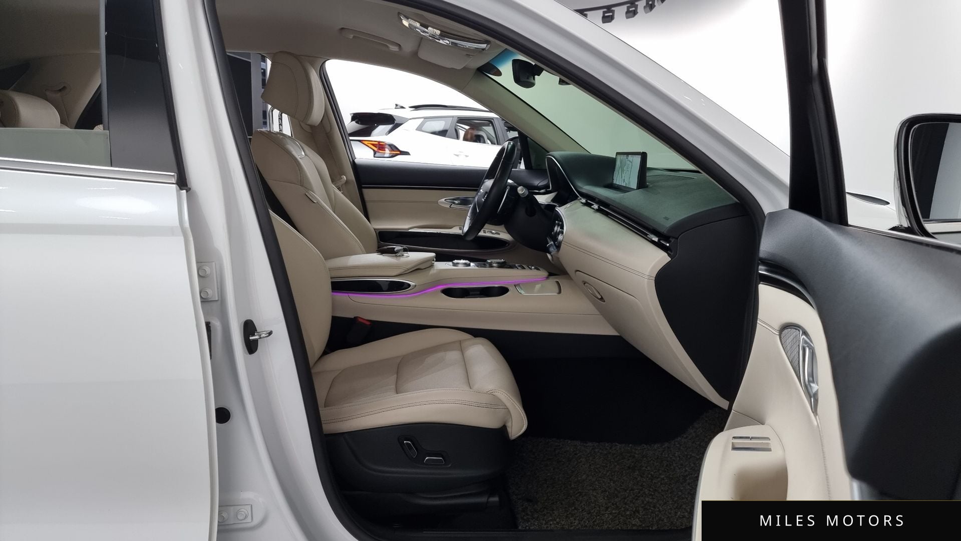 Genesis GV70 2021 — миниатюра 11