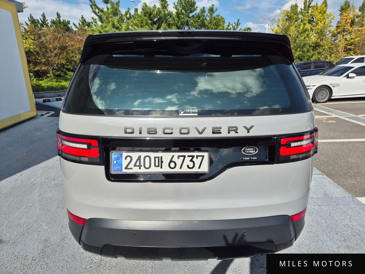 Land Rover Discovery 2017 — миниатюра 6
