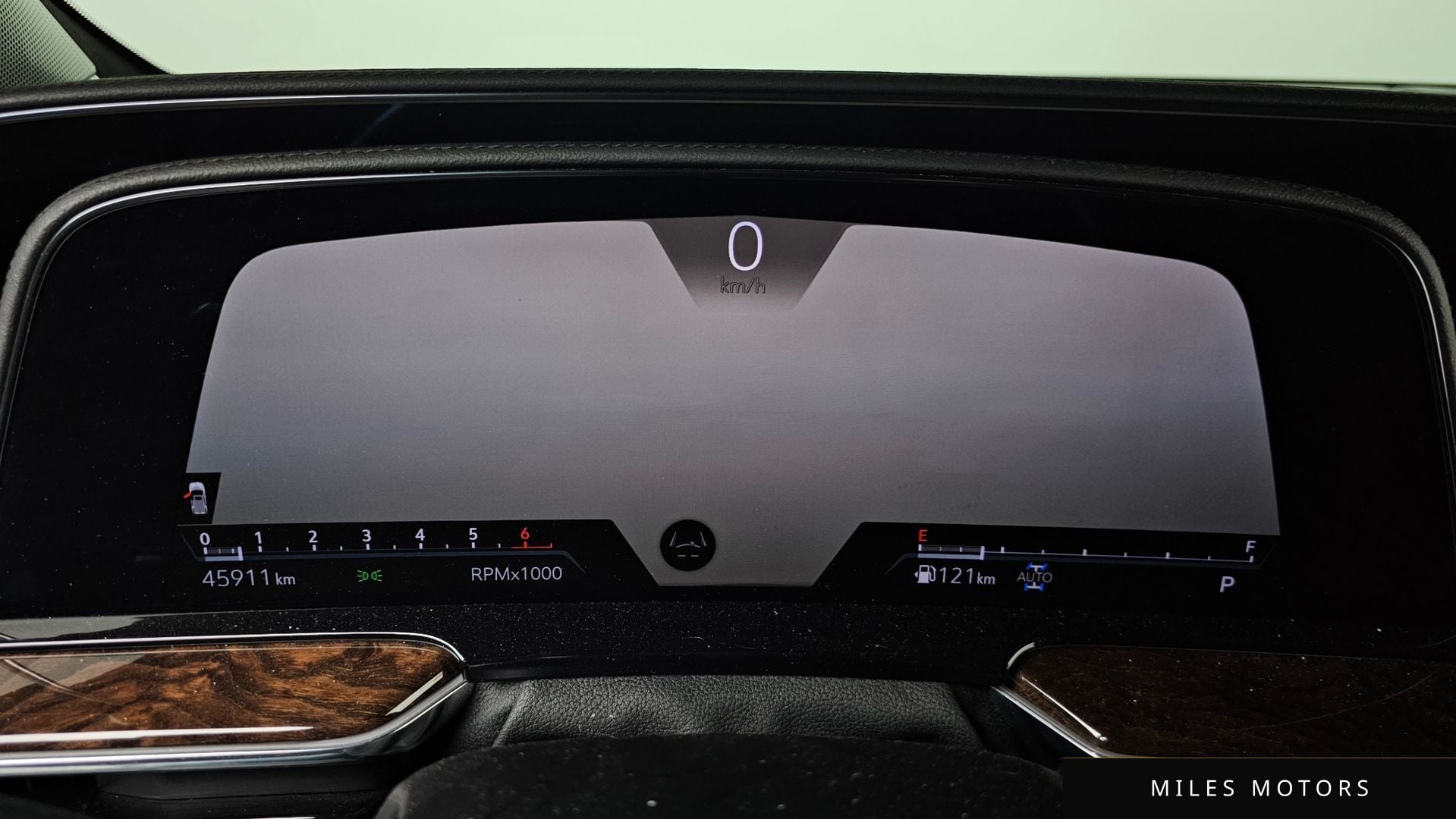 Cadillac Escalade 2022 — миниатюра 8