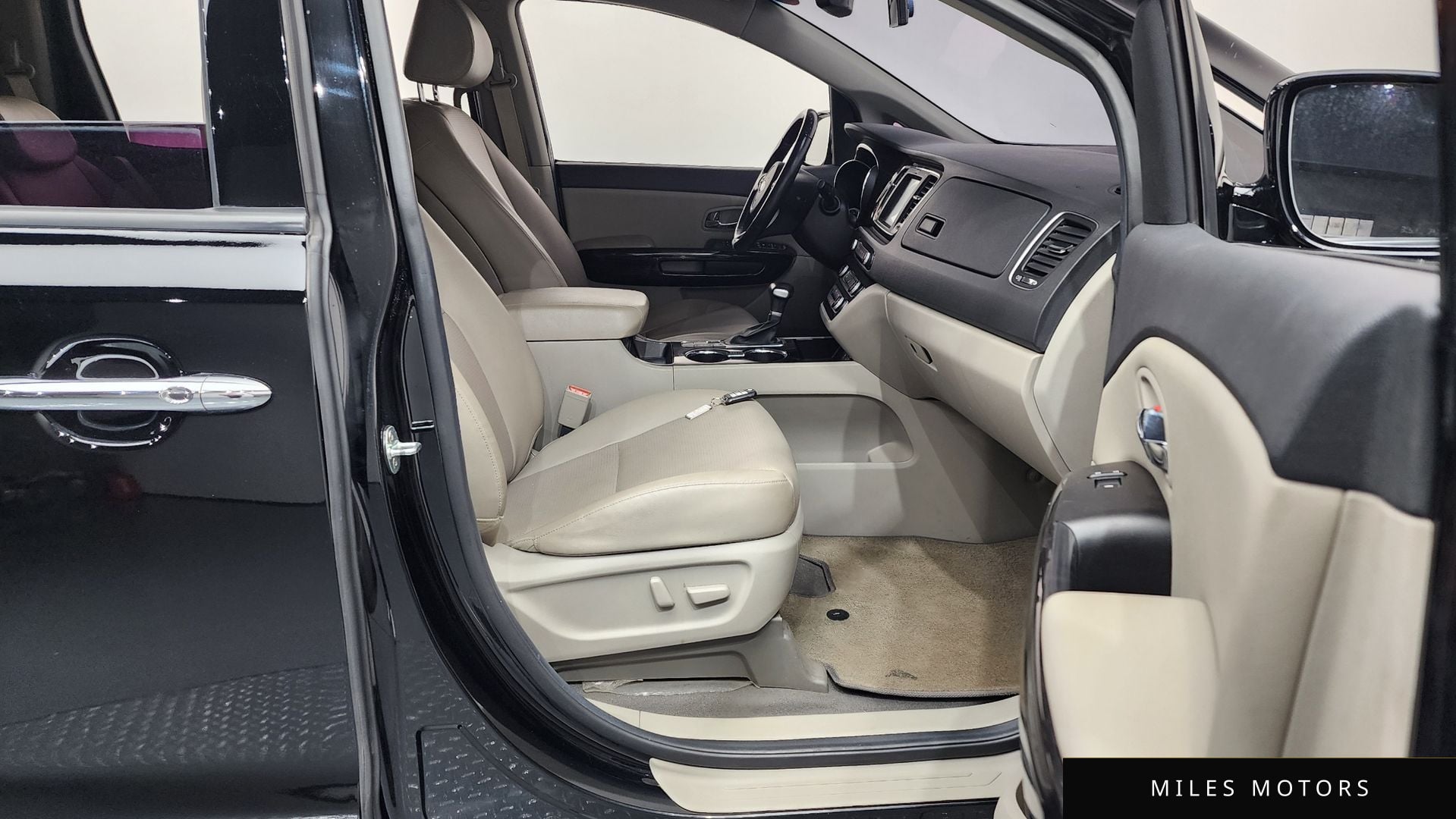 Kia Canival 2020 — миниатюра 11