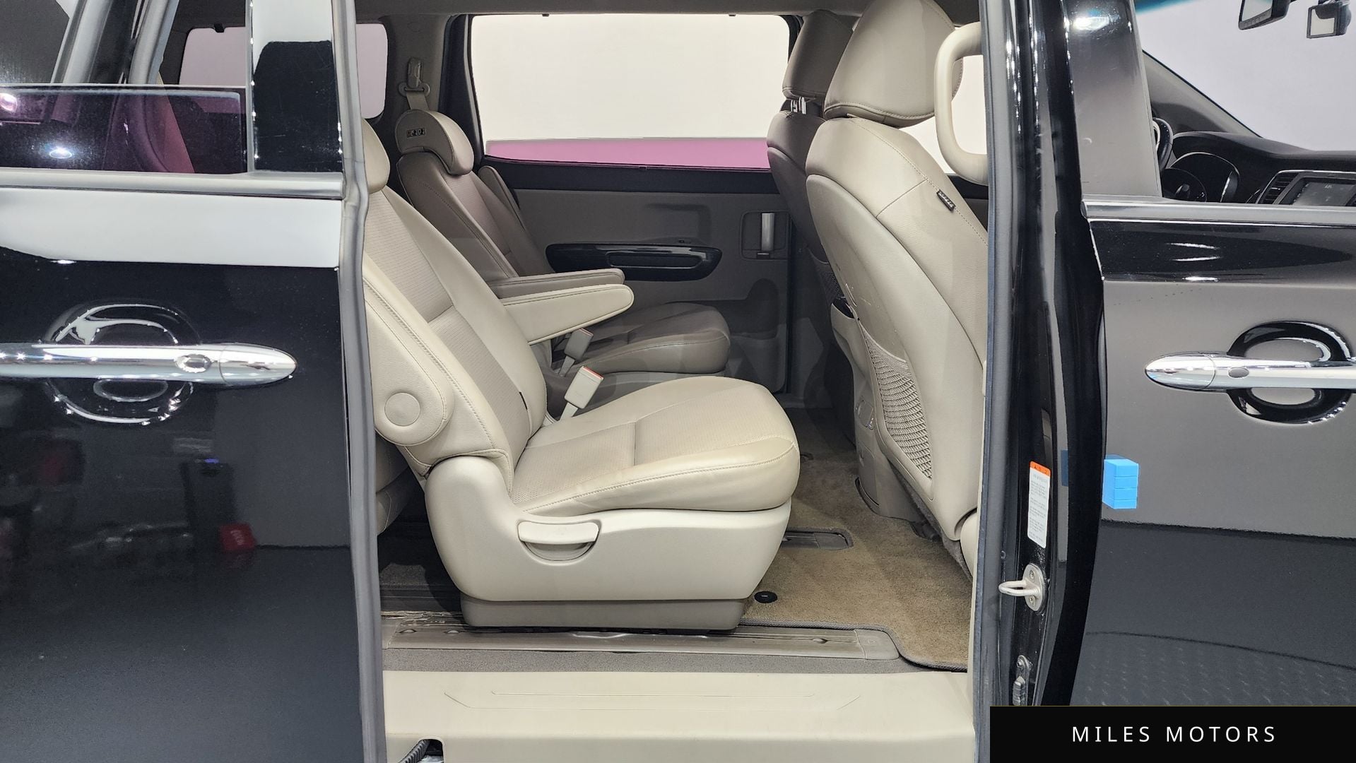 Kia Canival 2020 — миниатюра 12
