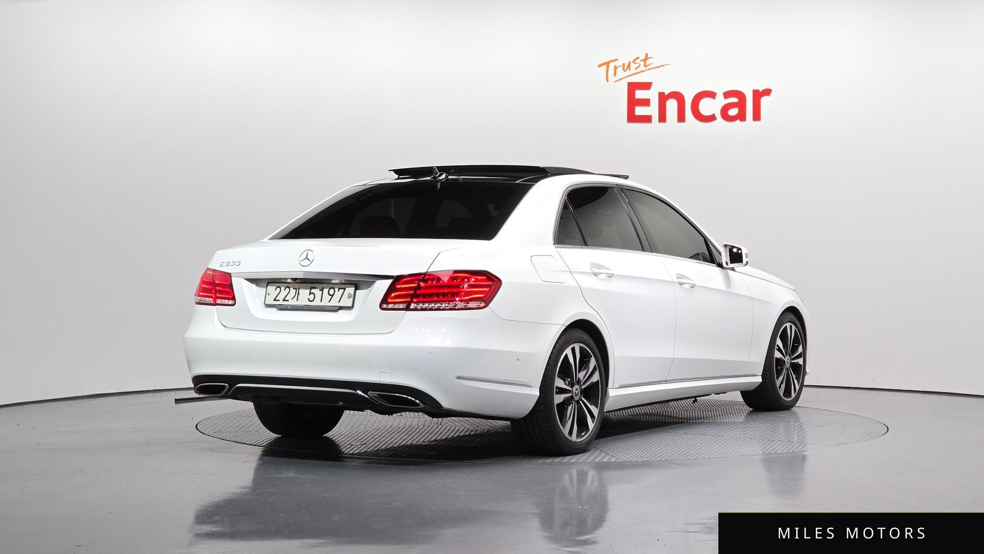 Mercedes-Benz E-Class W212 2014 — миниатюра 2