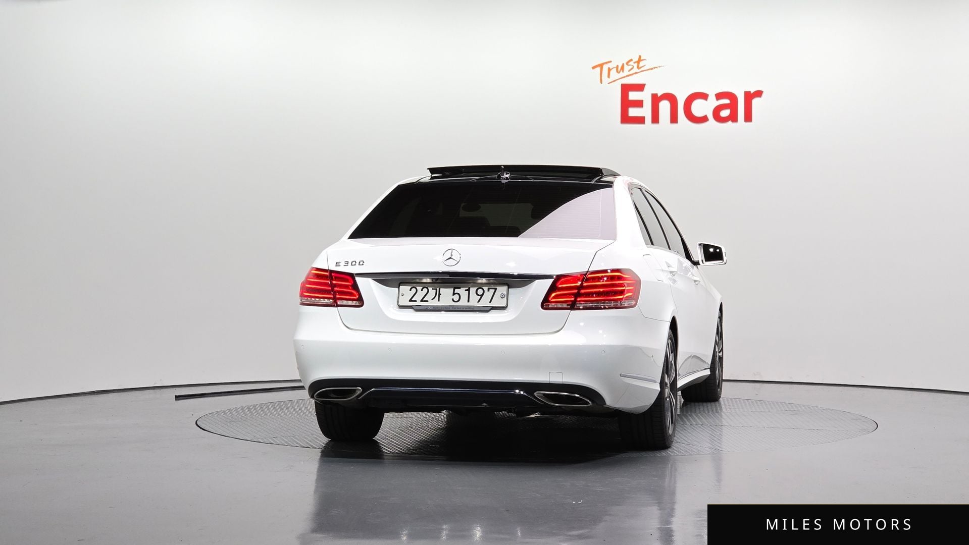 Mercedes-Benz E-Class W212 2014 — миниатюра 4